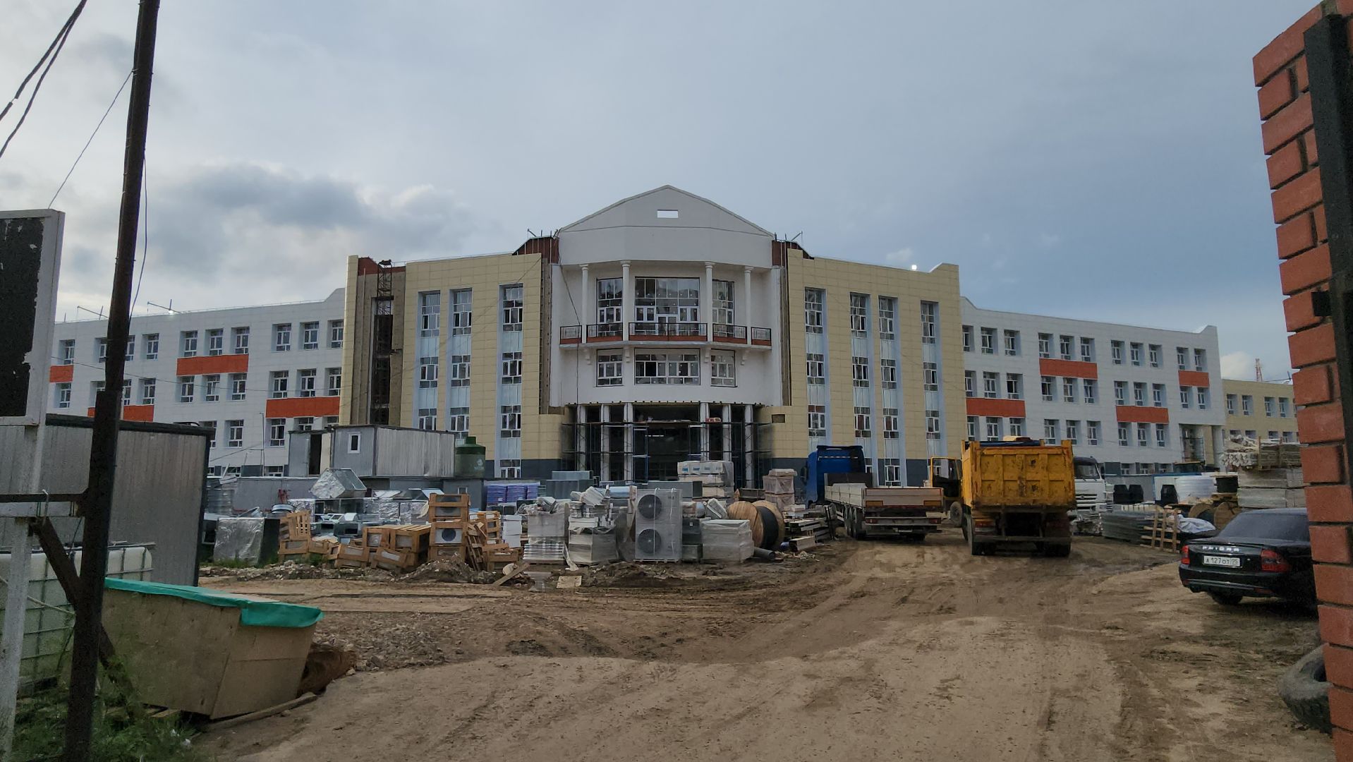 люберцы, дзержинский, выездная администиация, глава городского округа люберцы владимир волков, новая школа в дзержинске,