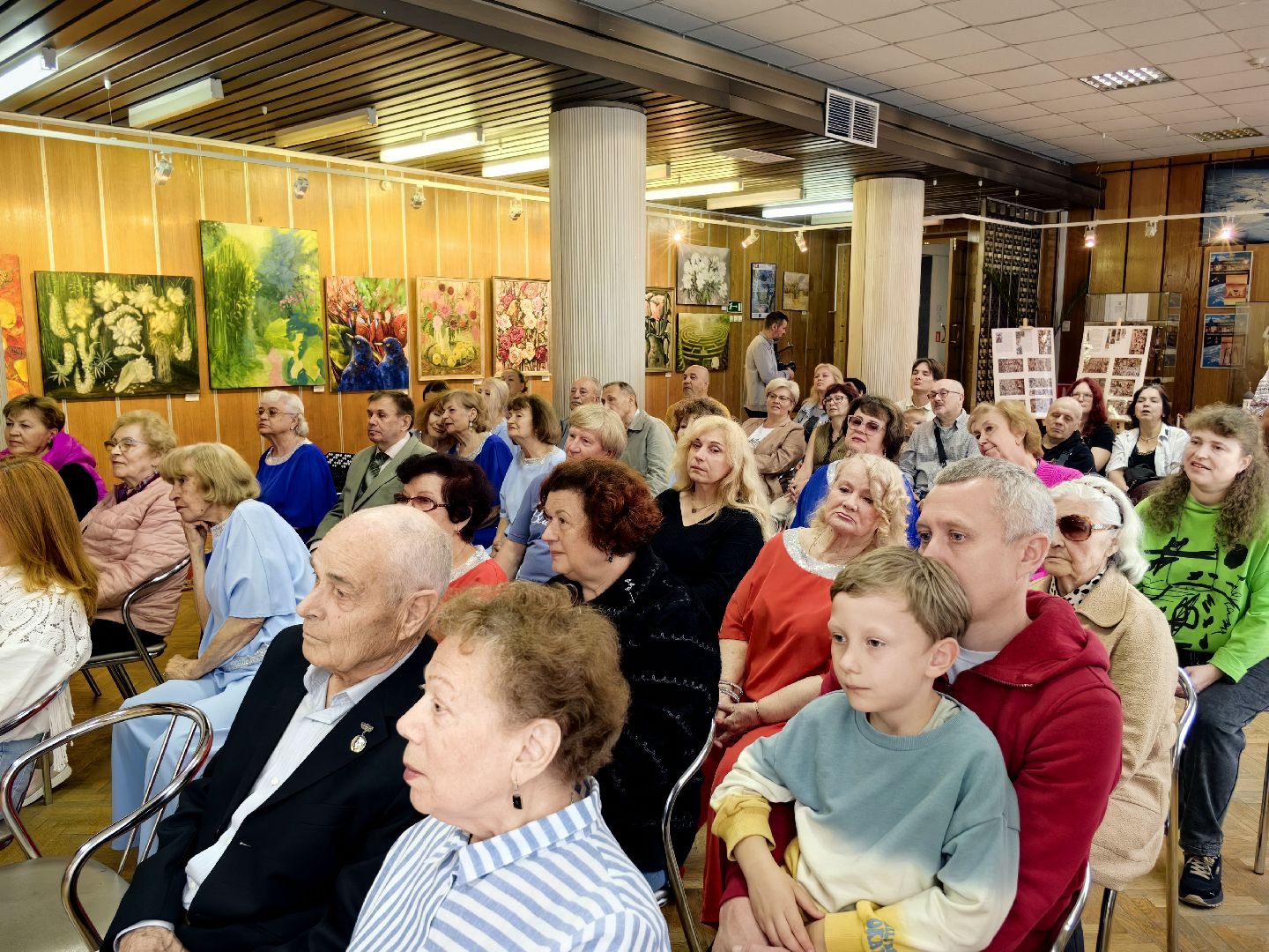 выставка, ретроспектива, дерево, выжигание, юбилей, медаль,