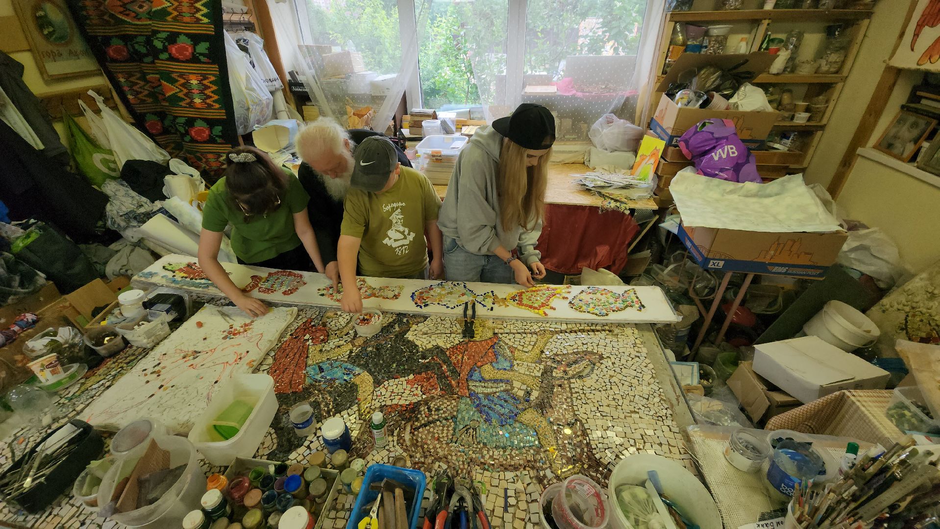 Мозаика , школа мозаики, Лобня, Парк,Мозаичное панно Семья