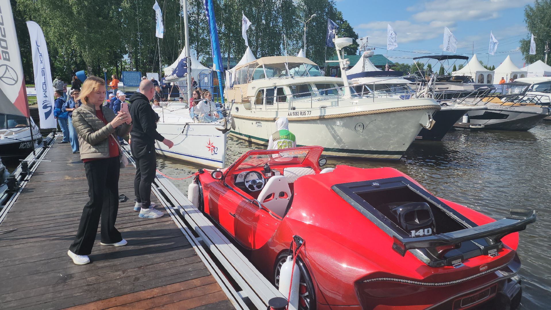 долгопрудный, международный московский яхтенный порт, яхты и катера, гелендваген, аквагелик, маломерный флот, китайские яхты,