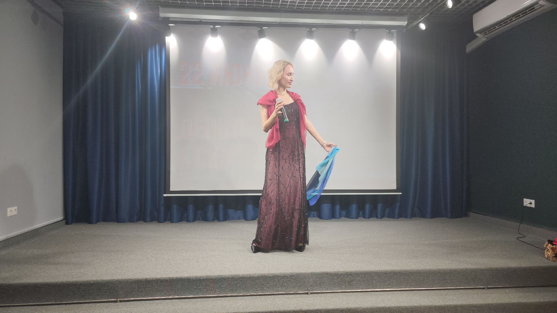 долгопрудный, 22 июня, день памяти и скорби, сквер долгова, центральная библиотека, вечный огонь,