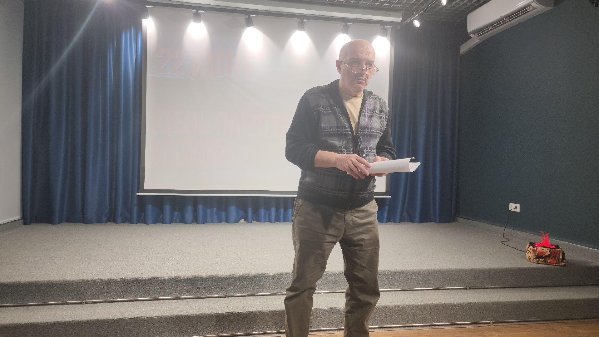 долгопрудный, 22 июня, день памяти и скорби, сквер долгова, центральная библиотека, вечный огонь,