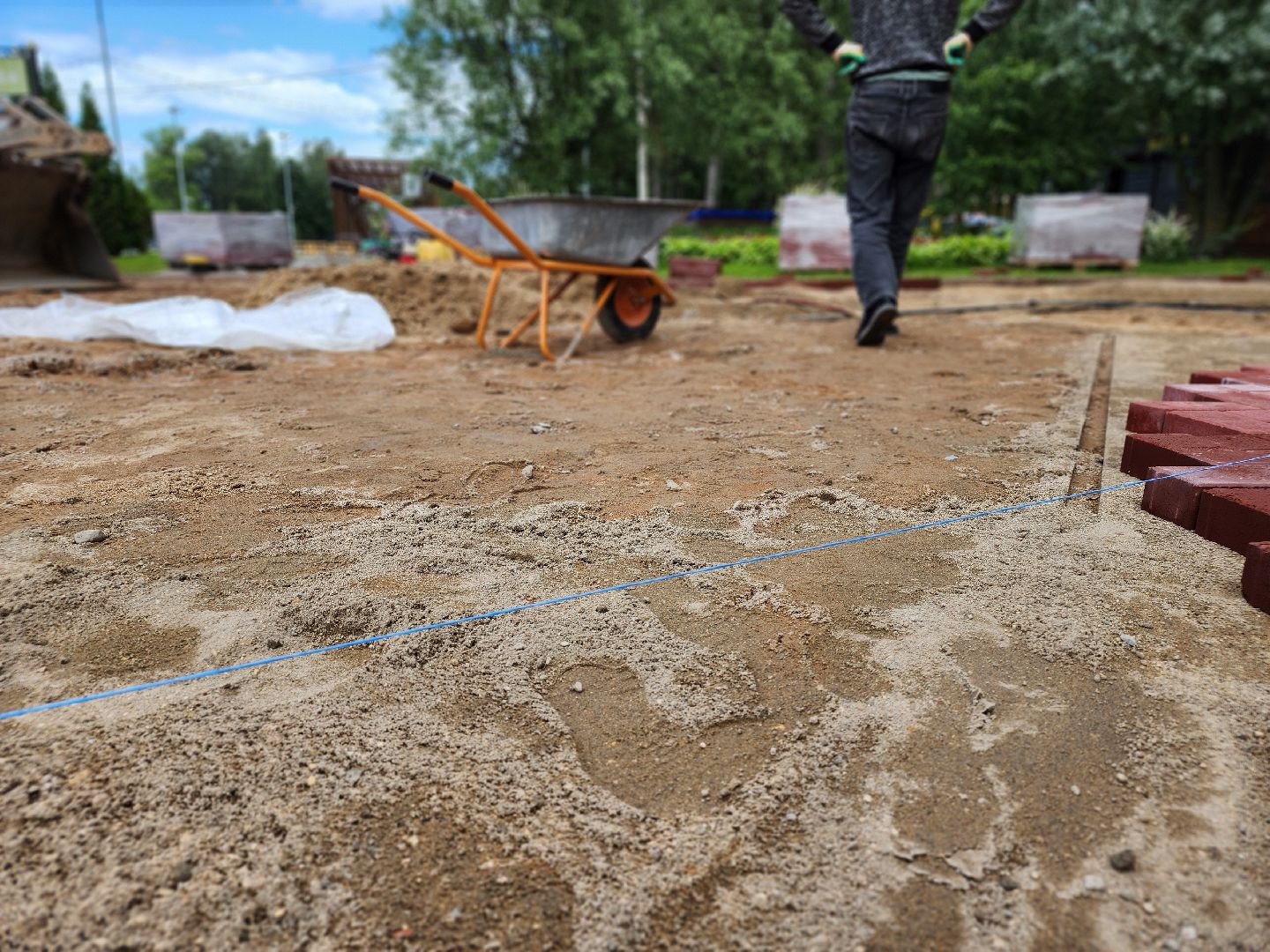 сергиев посад, скитские пруды, благоустройство, ремонт дорожки, замена брусчатки,