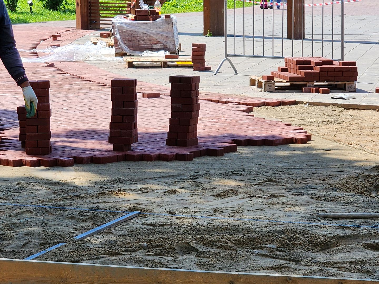 сергиев посад, скитские пруды, благоустройство, ремонт дорожки, замена брусчатки,