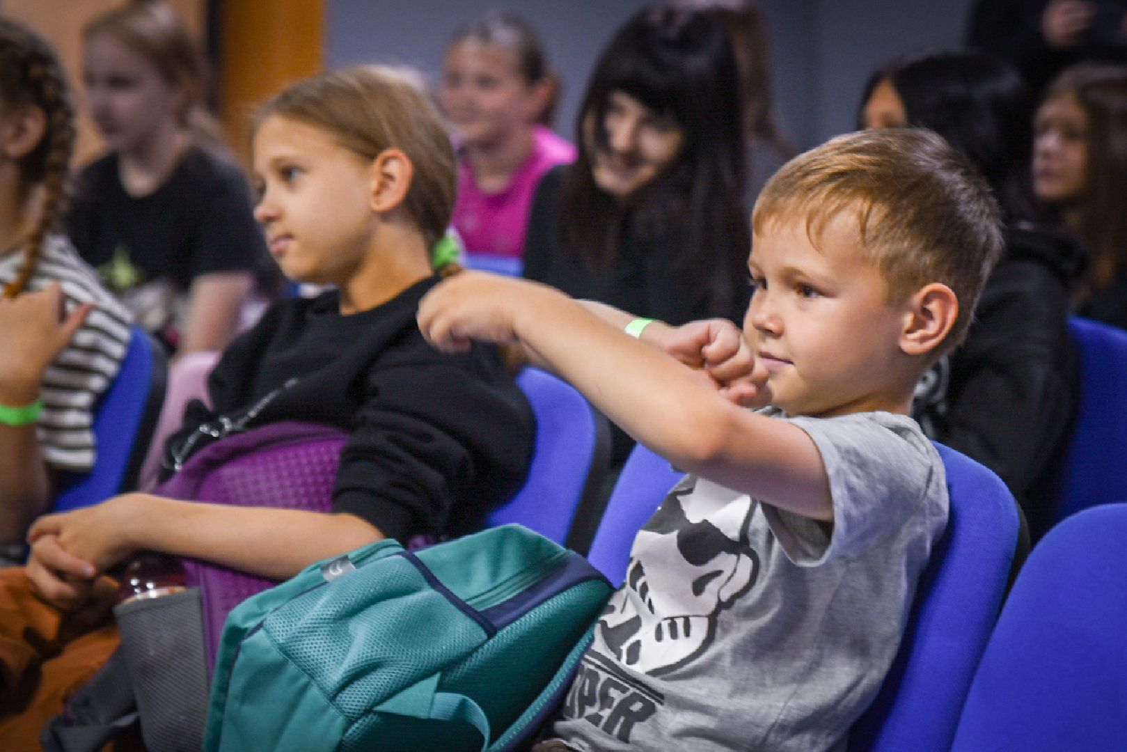 бронницы, летний лагерь в бронницах , дети, молодежный лагерь яркое лето,