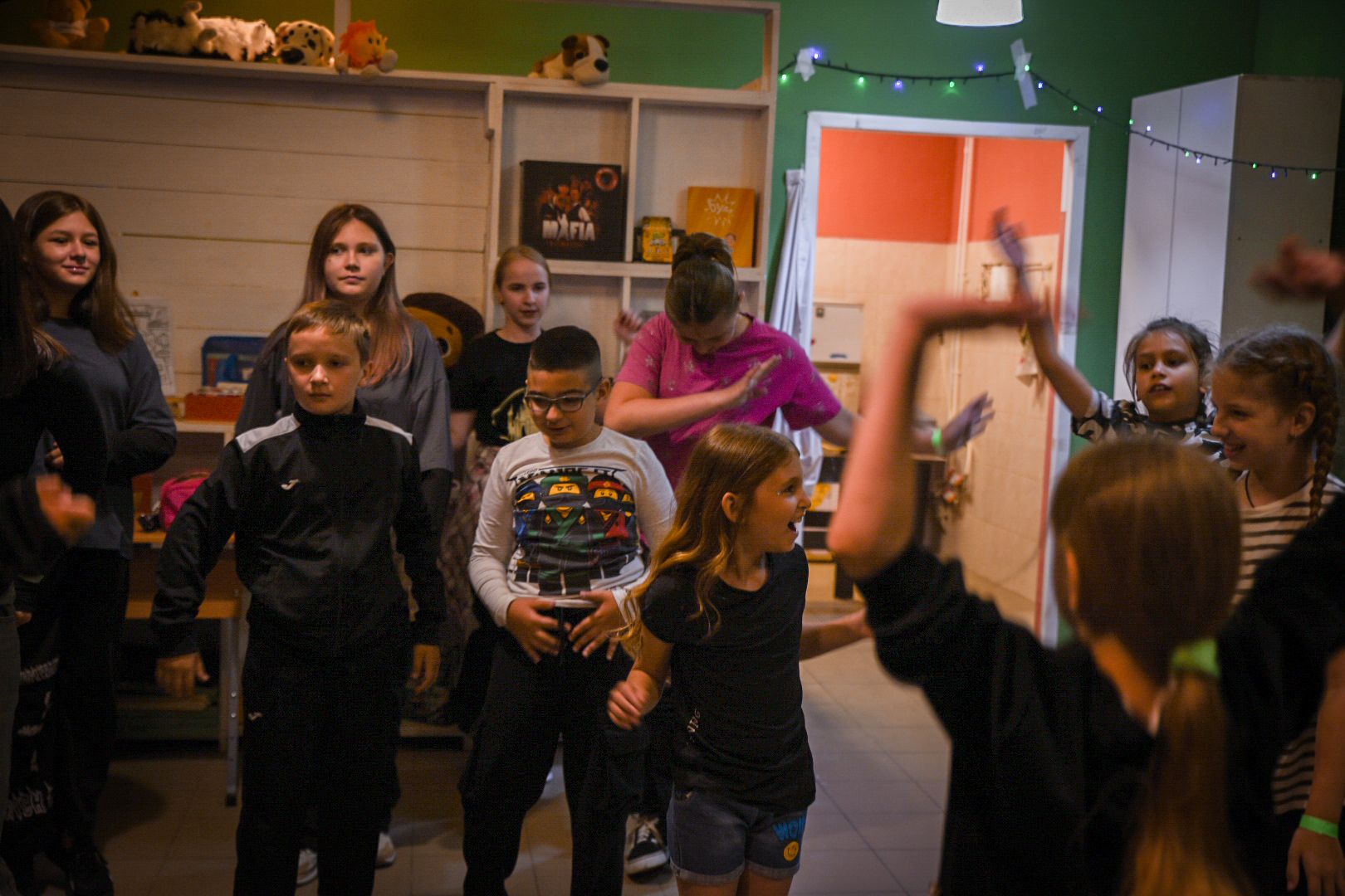 бронницы, летний лагерь в бронницах , дети, молодежный лагерь яркое лето,