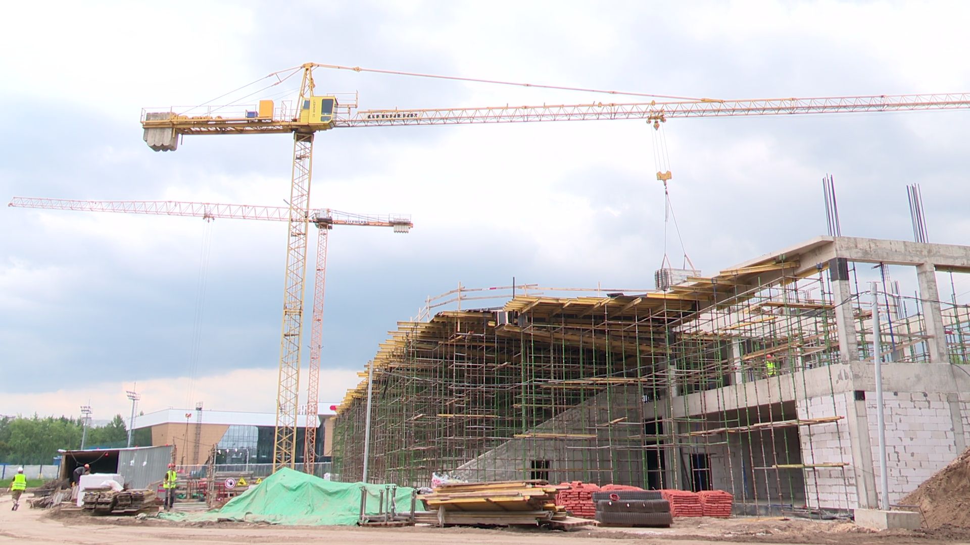 Реутов, строительство, академия Акинфеева и Чанова, футбол, поле с подогревом,