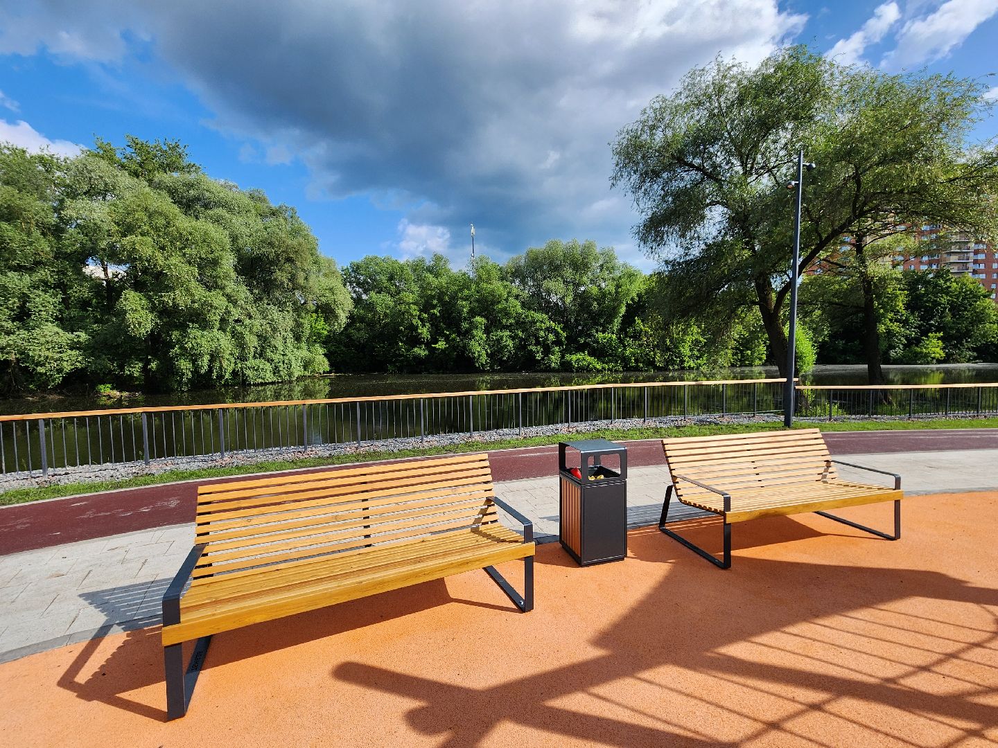 чехов, улица береговая, набережная реки теребенка, благоустройство, реконструкция, обновление, спортивные площадки, детские площадки, игровые комплексы, тренажеры, настольный теннис, место для выгула собак, смотровая площадка, госпрограмма московской области, формирование комфортной городской среды,