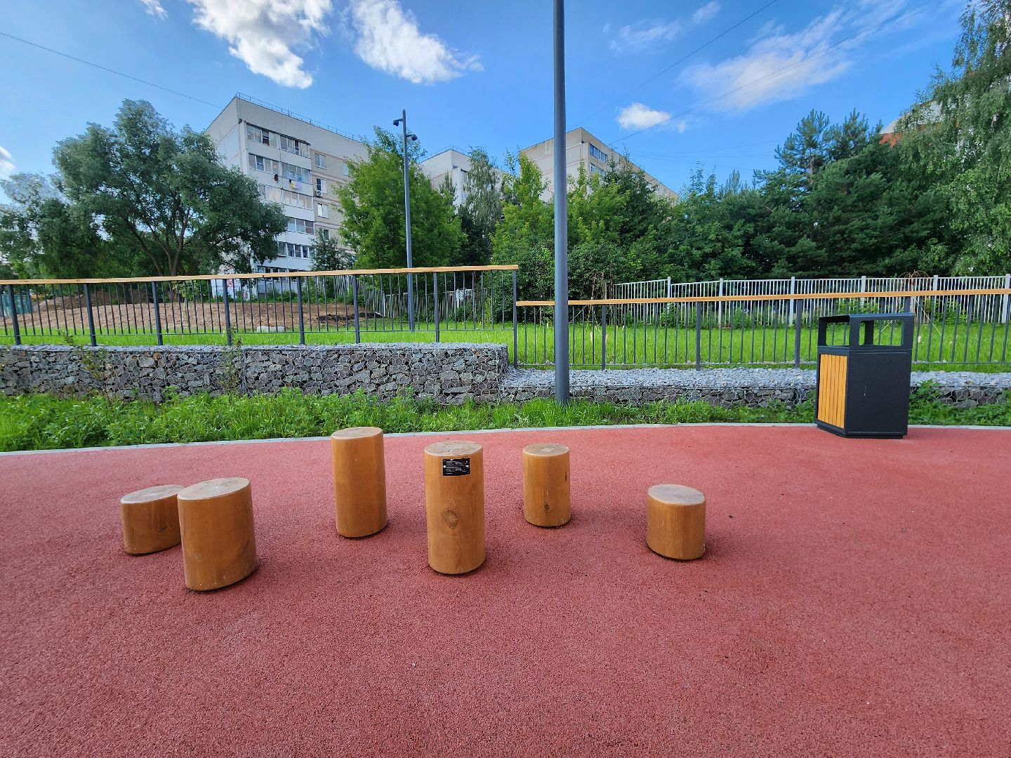 чехов, улица береговая, набережная реки теребенка, благоустройство, реконструкция, обновление, спортивные площадки, детские площадки, игровые комплексы, тренажеры, настольный теннис, место для выгула собак, смотровая площадка, госпрограмма московской области, формирование комфортной городской среды,