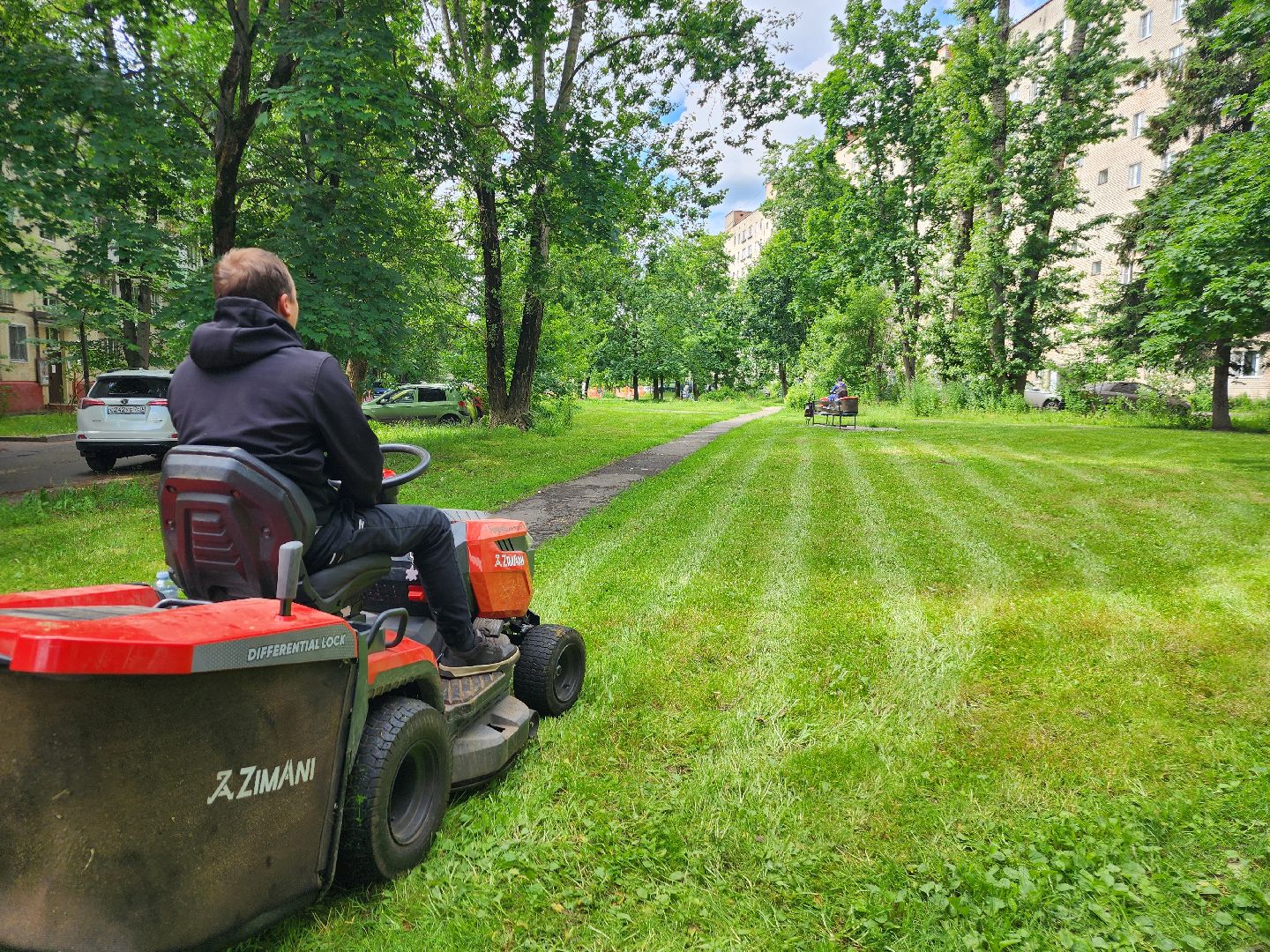 фрязино, покос травы, новая техника, тракторы,