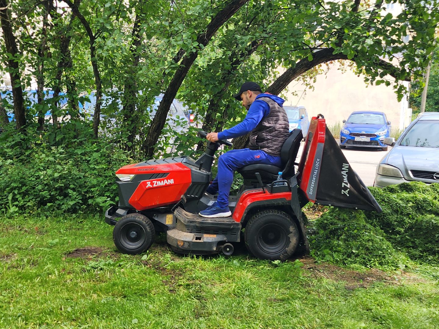 фрязино, покос травы, новая техника, тракторы,