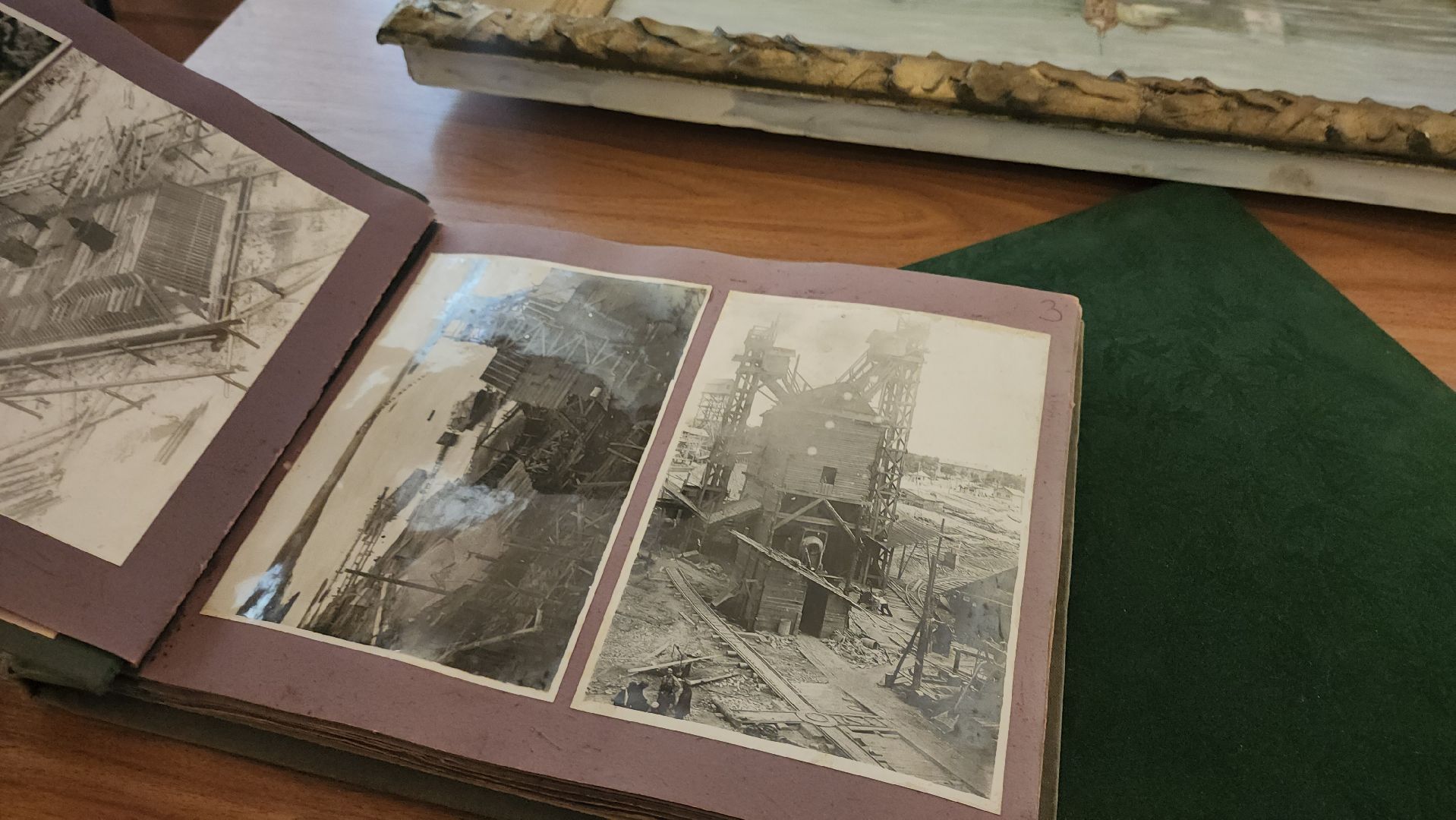 кашира, благотворители, экспонат , дар музею, картина, краеведческий музей, история,