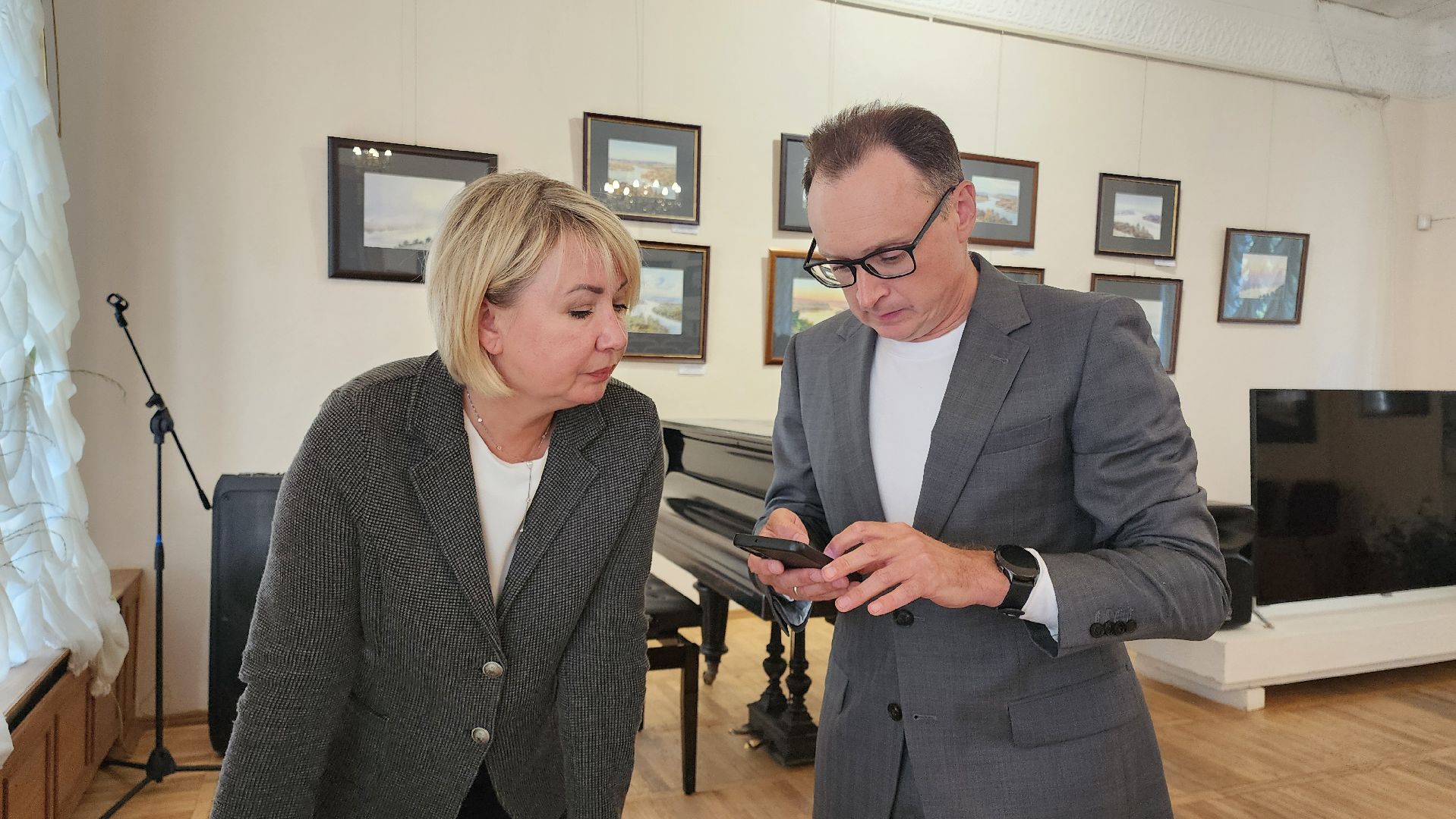 кашира, благотворители, экспонат , дар музею, картина, краеведческий музей, история,