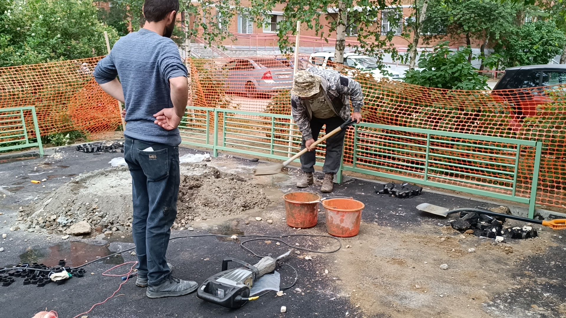 двор, детская  площадка, лобня,