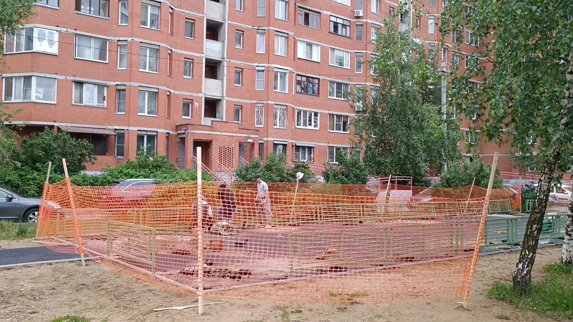 двор, детская  площадка, лобня,