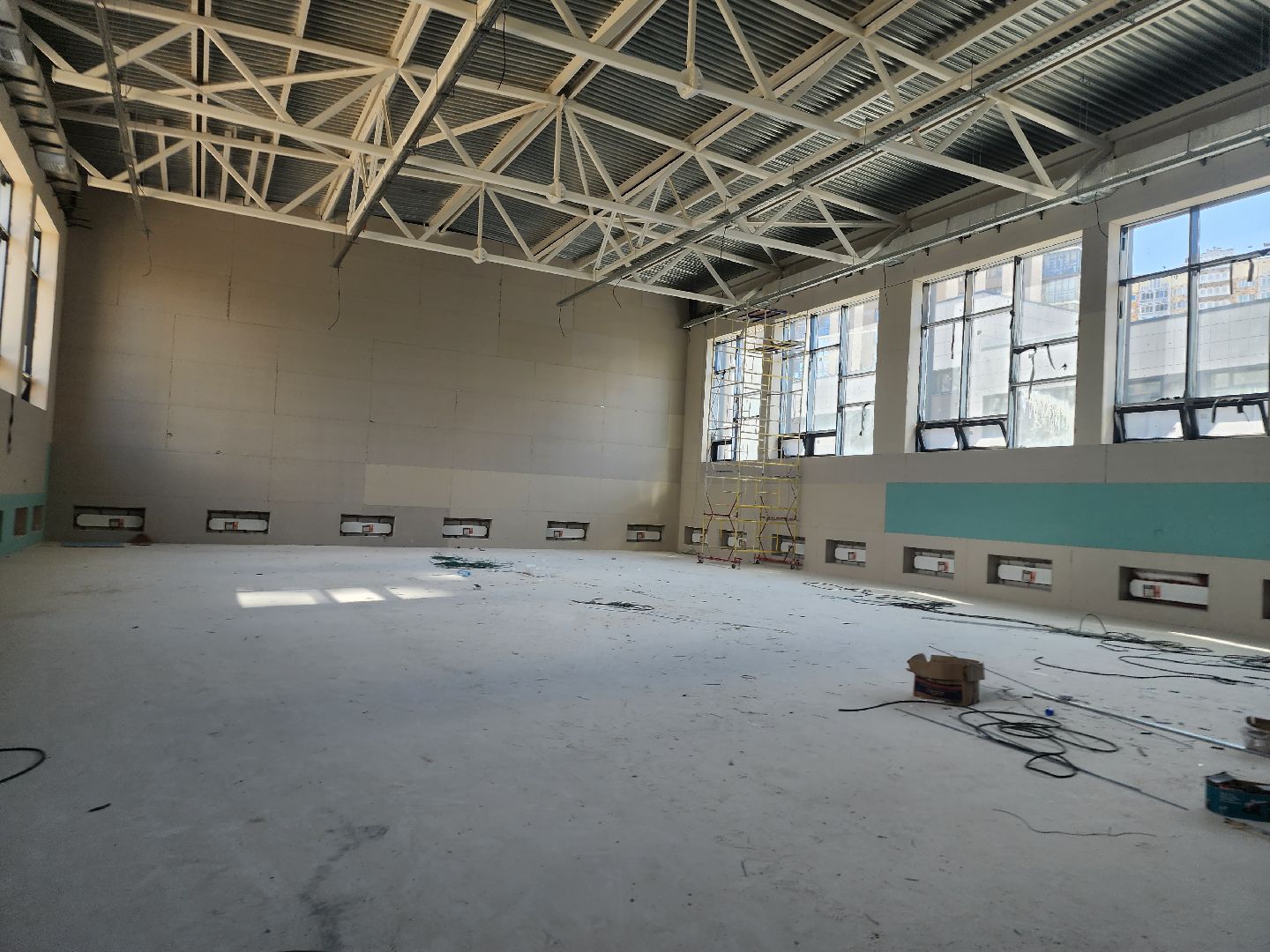 долгопрудный, школа на 550 мест, спортивная площадка, беговая дорожка, школьная библиотека,