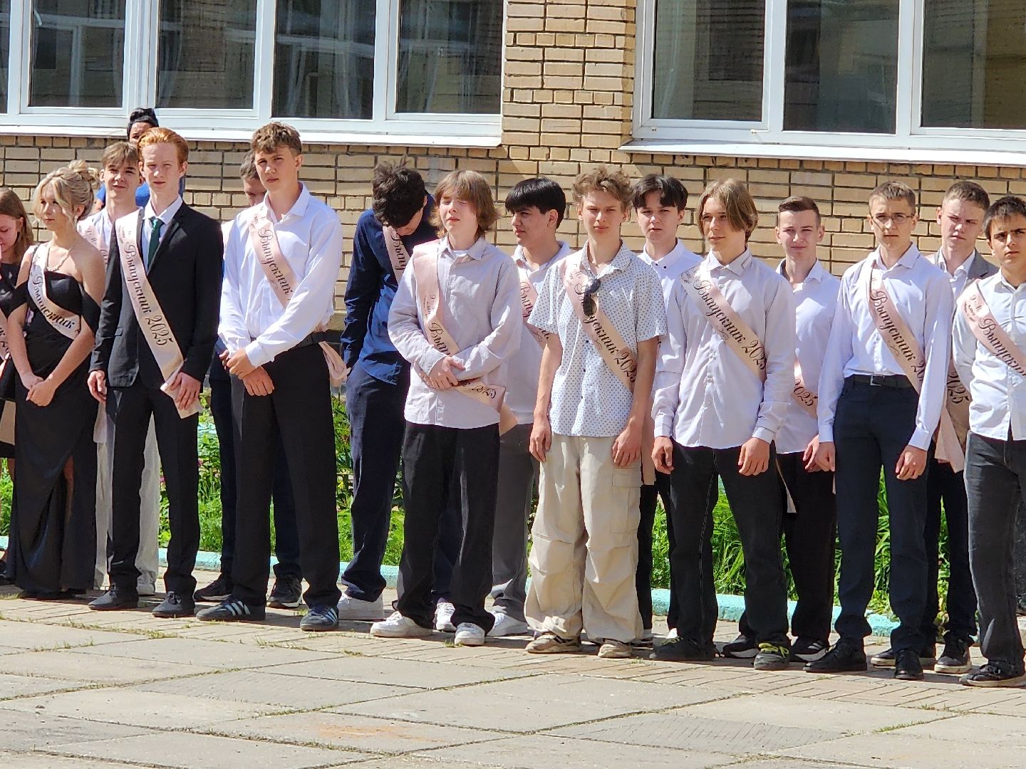 чехов, гимназия 2, девятиклассники, выпускной бал, аттестаты об общем образовании, вручение аттестатов, директор гимназии марина тарасова, поздравления, педагоги, родители, отличники, победители и призеры олимпиад,