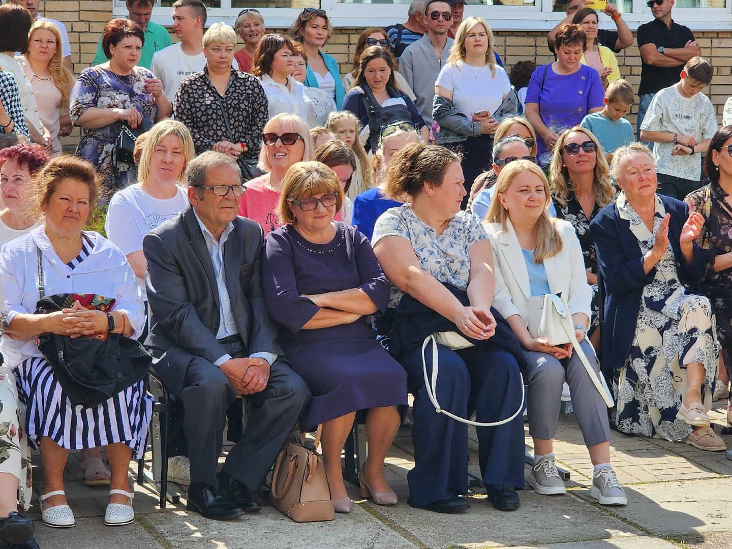 чехов, гимназия 2, девятиклассники, выпускной бал, аттестаты об общем образовании, вручение аттестатов, директор гимназии марина тарасова, поздравления, педагоги, родители, отличники, победители и призеры олимпиад,