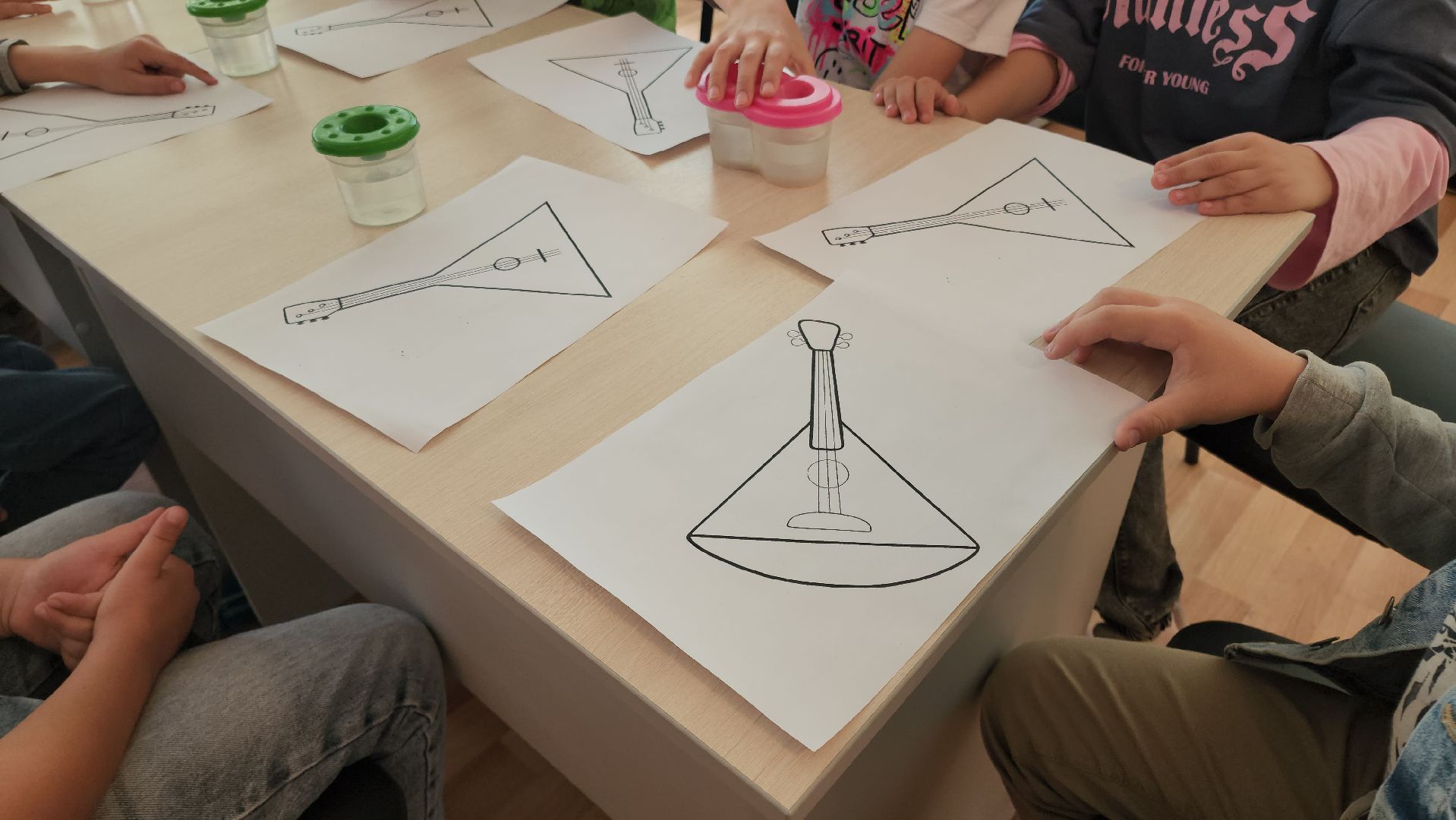 кашира, дети, лагерь, библиотека, балалайка, народные инструменты,