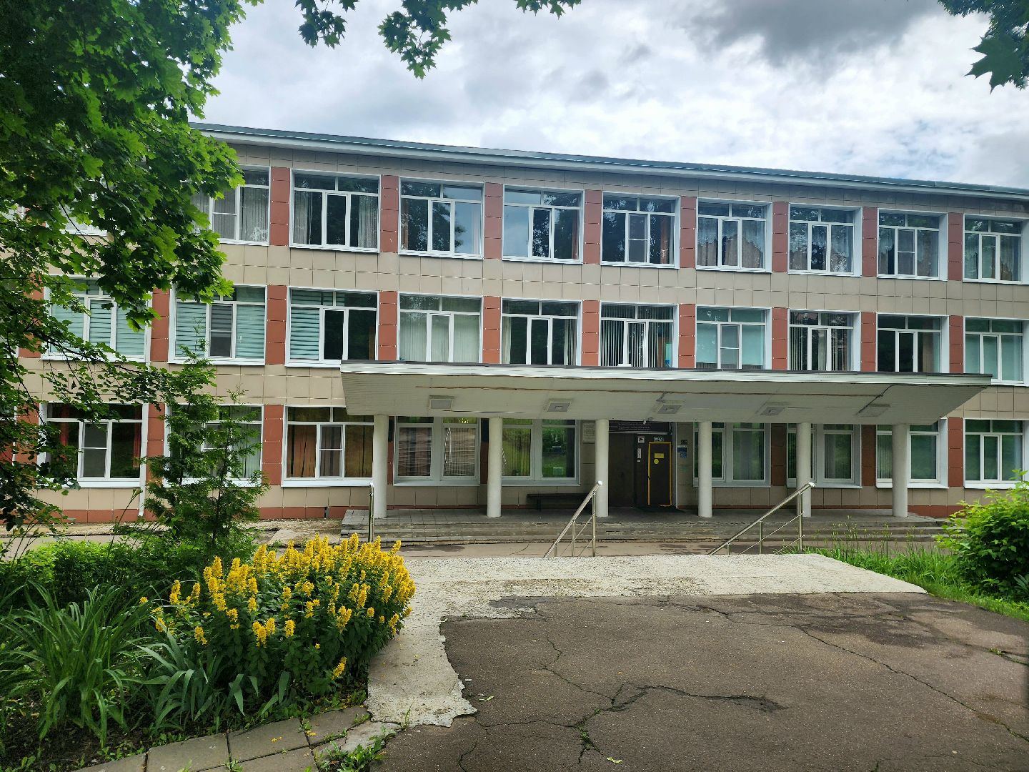 пущино, липицы, серпухов, образование, капитальный ремонт школ,