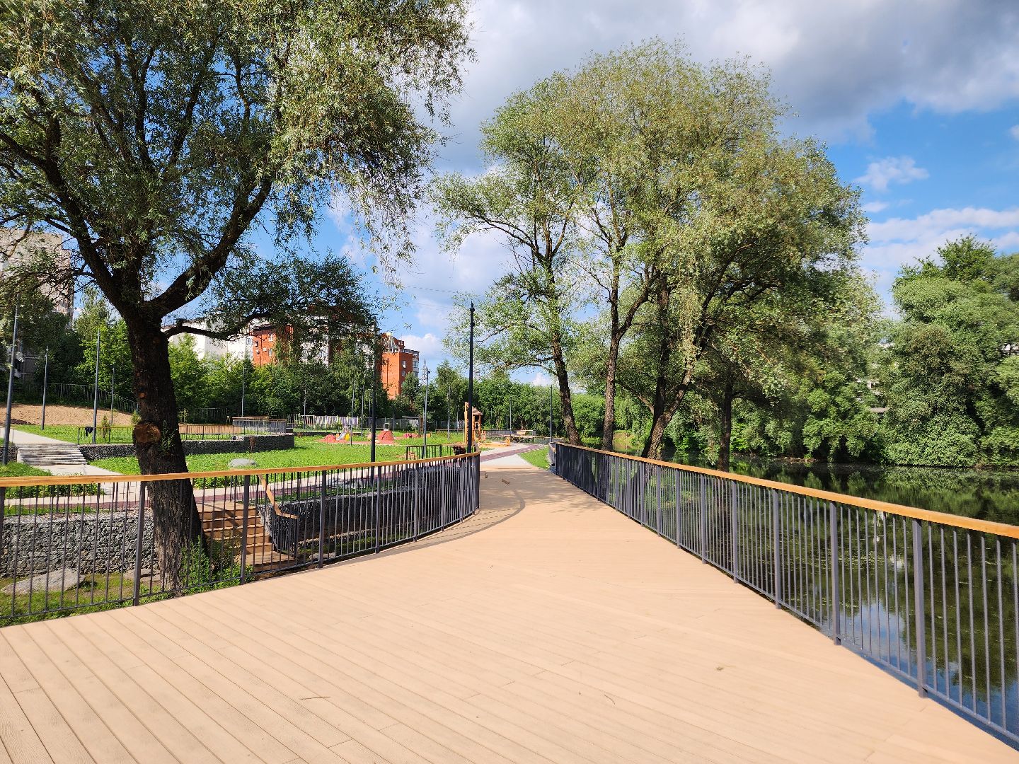 чехов, улица береговая,  набережная реки теребенка, благоустройство, реконструкция, обновление, пешеходные дорожки, прогулочные зоны, тропинки, тротуары, детские и спортивные площадки, пляж, велосипедные дорожки,инженерные сети, госпрограмма московской области, формирование комфортной городской среды,