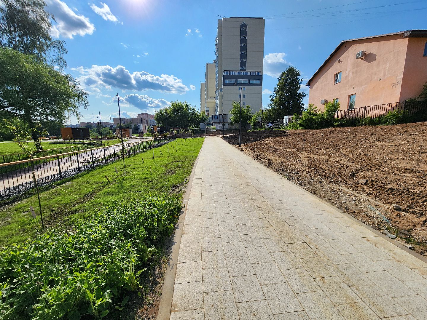 чехов, улица береговая,  набережная реки теребенка, благоустройство, реконструкция, обновление, пешеходные дорожки, прогулочные зоны, тропинки, тротуары, детские и спортивные площадки, пляж, велосипедные дорожки,инженерные сети, госпрограмма московской области, формирование комфортной городской среды,