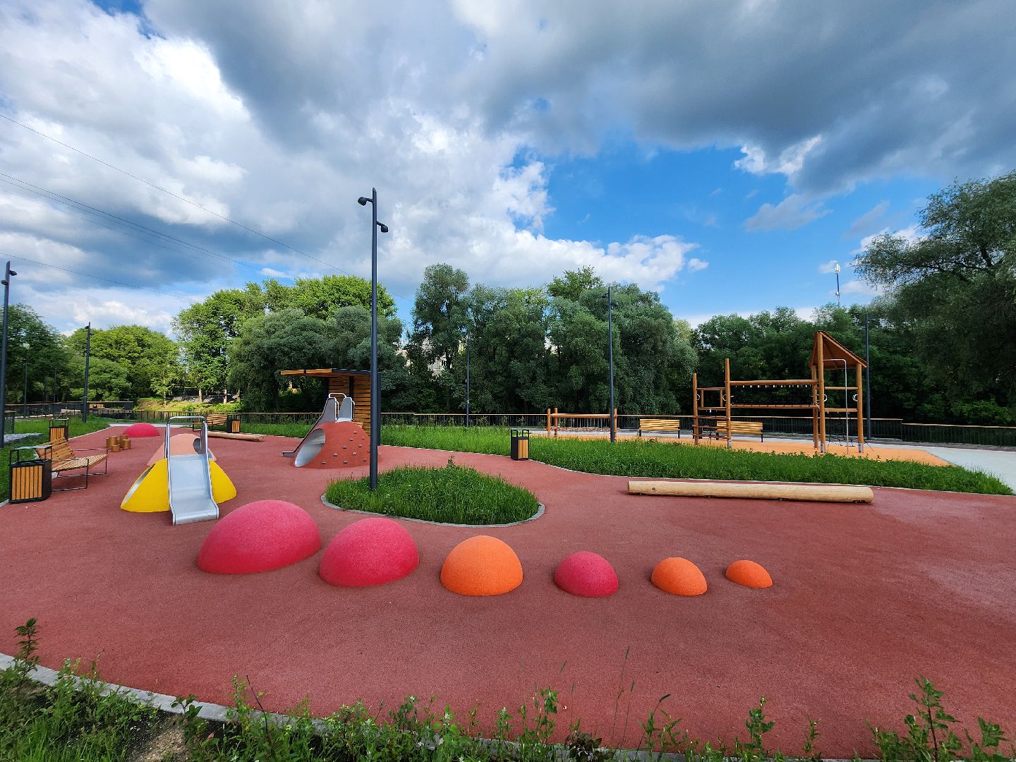 чехов, улица береговая,  набережная реки теребенка, благоустройство, реконструкция, обновление, пешеходные дорожки, прогулочные зоны, тропинки, тротуары, детские и спортивные площадки, пляж, велосипедные дорожки,инженерные сети, госпрограмма московской области, формирование комфортной городской среды,