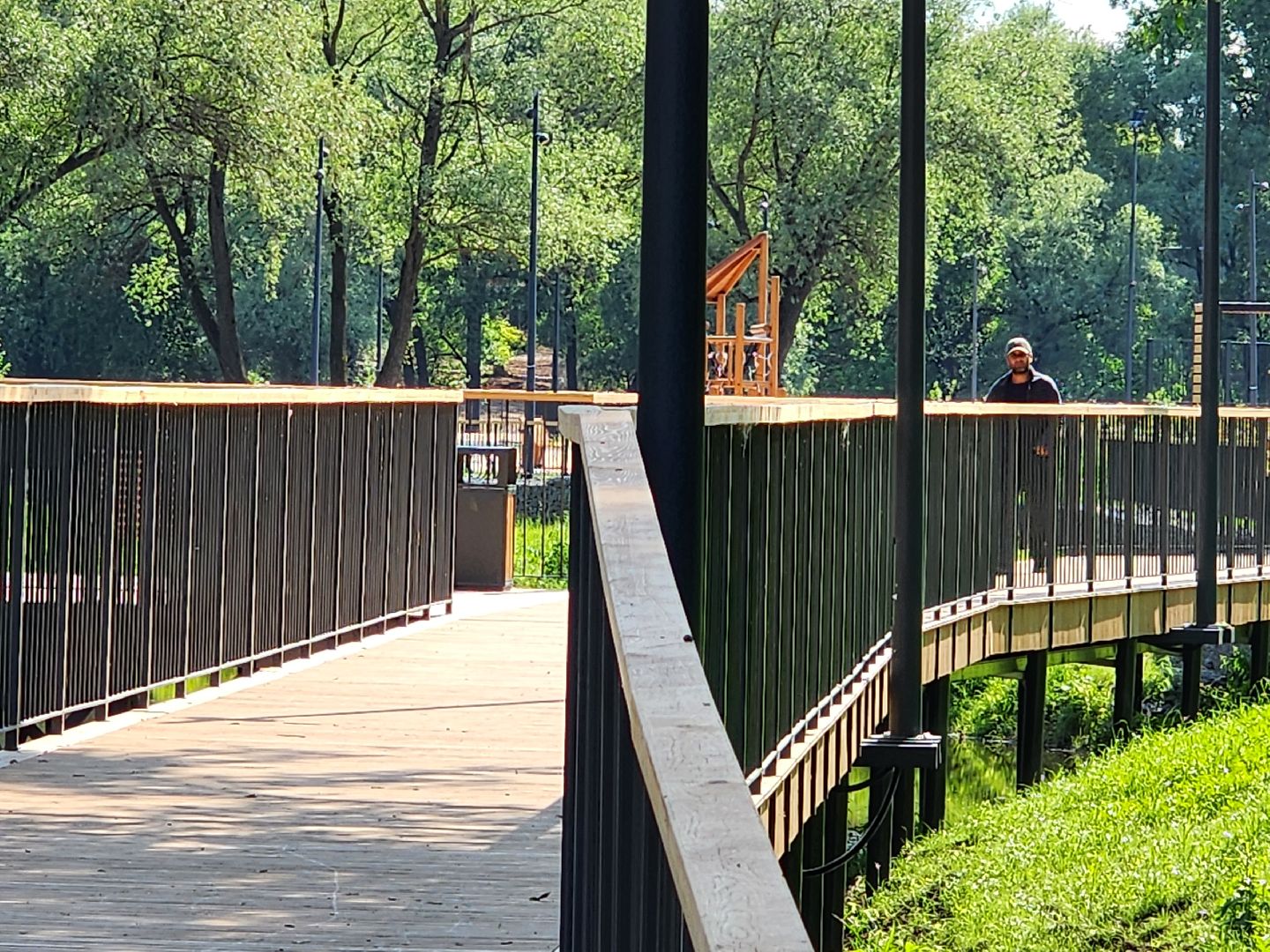 чехов, улица береговая,  набережная реки теребенка, благоустройство, реконструкция, обновление, пешеходные дорожки, прогулочные зоны, тропинки, тротуары, детские и спортивные площадки, пляж, велосипедные дорожки,инженерные сети, госпрограмма московской области, формирование комфортной городской среды,