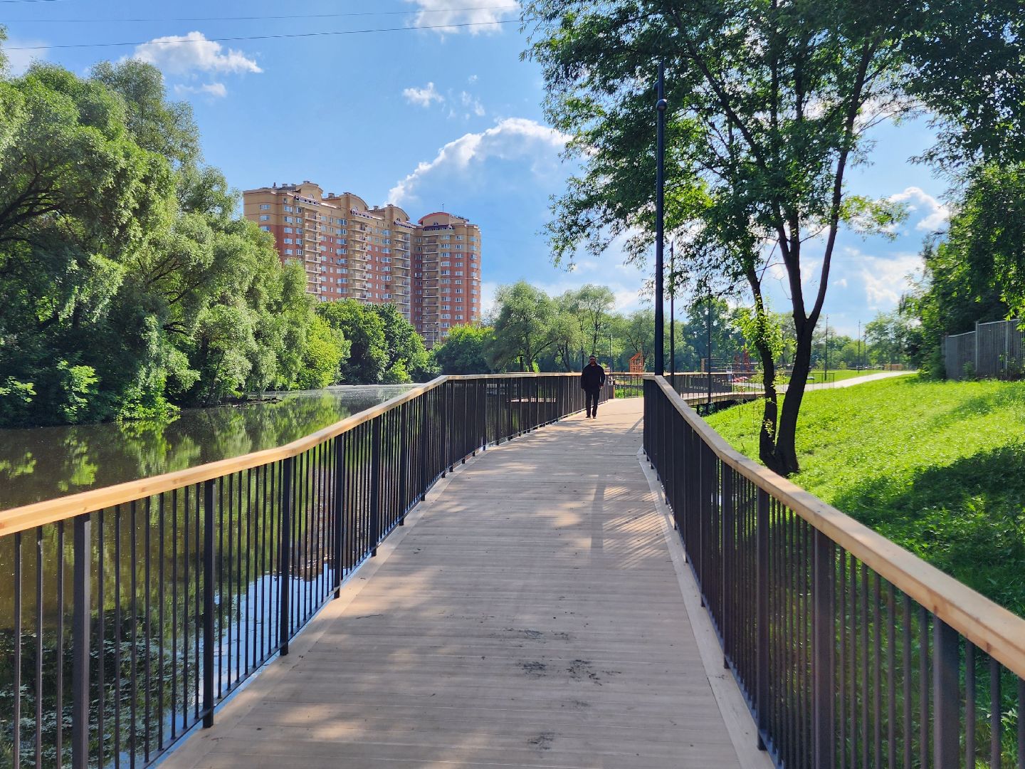 чехов, улица береговая,  набережная реки теребенка, благоустройство, реконструкция, обновление, пешеходные дорожки, прогулочные зоны, тропинки, тротуары, детские и спортивные площадки, пляж, велосипедные дорожки,инженерные сети, госпрограмма московской области, формирование комфортной городской среды,