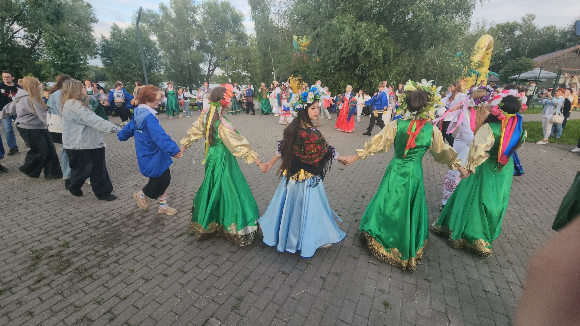 долгопрудный, кмц долгопрудный, Иван-Купала, славянские традиции, парк мысово,венки, костер,