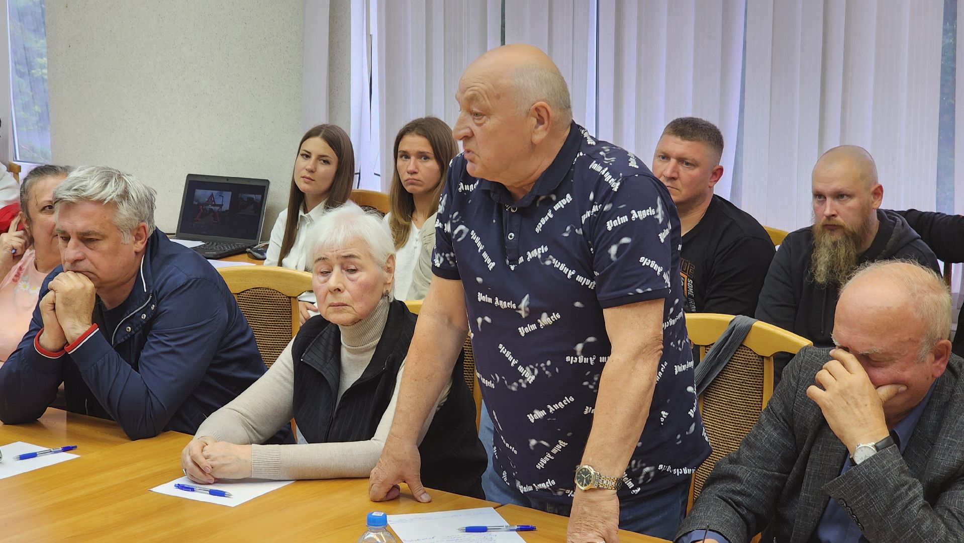 аллея славы, протвино, круглый стол,