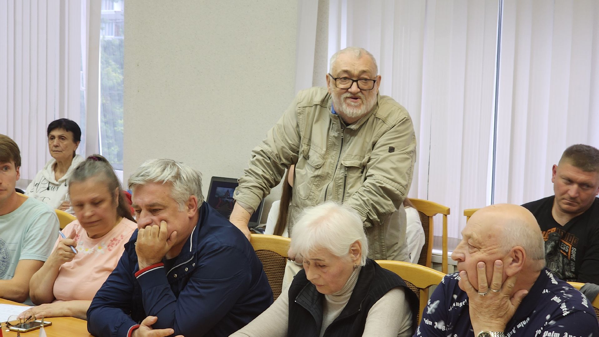 аллея славы, протвино, круглый стол,