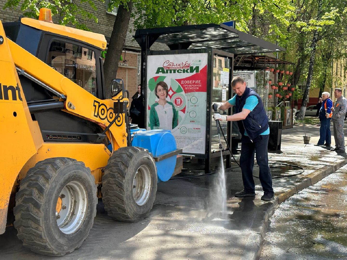 Реутов, остановки, благоустройство, мойка, вода