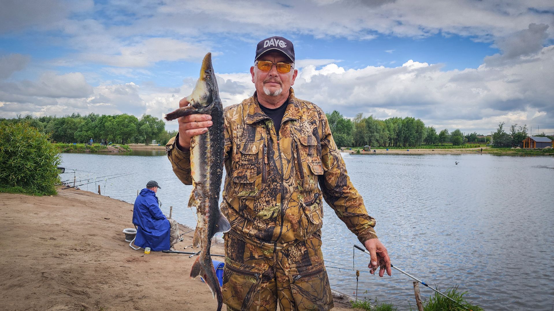 платная рыбалка , царская рыбалка , осетр,