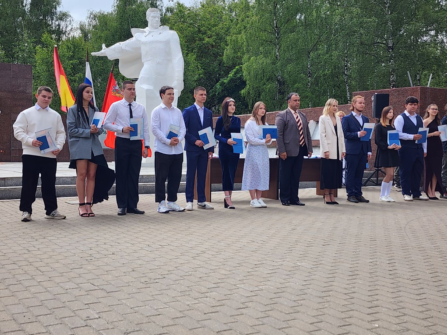 выпускной, аттестат, выпускник, старая купавна, богородский городской округ,