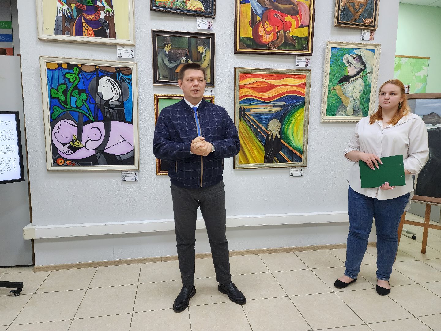 раменское, культура, художественная выставка в туристско-информационном центре , вольные копии по мотивам самых дорогих картин мира,