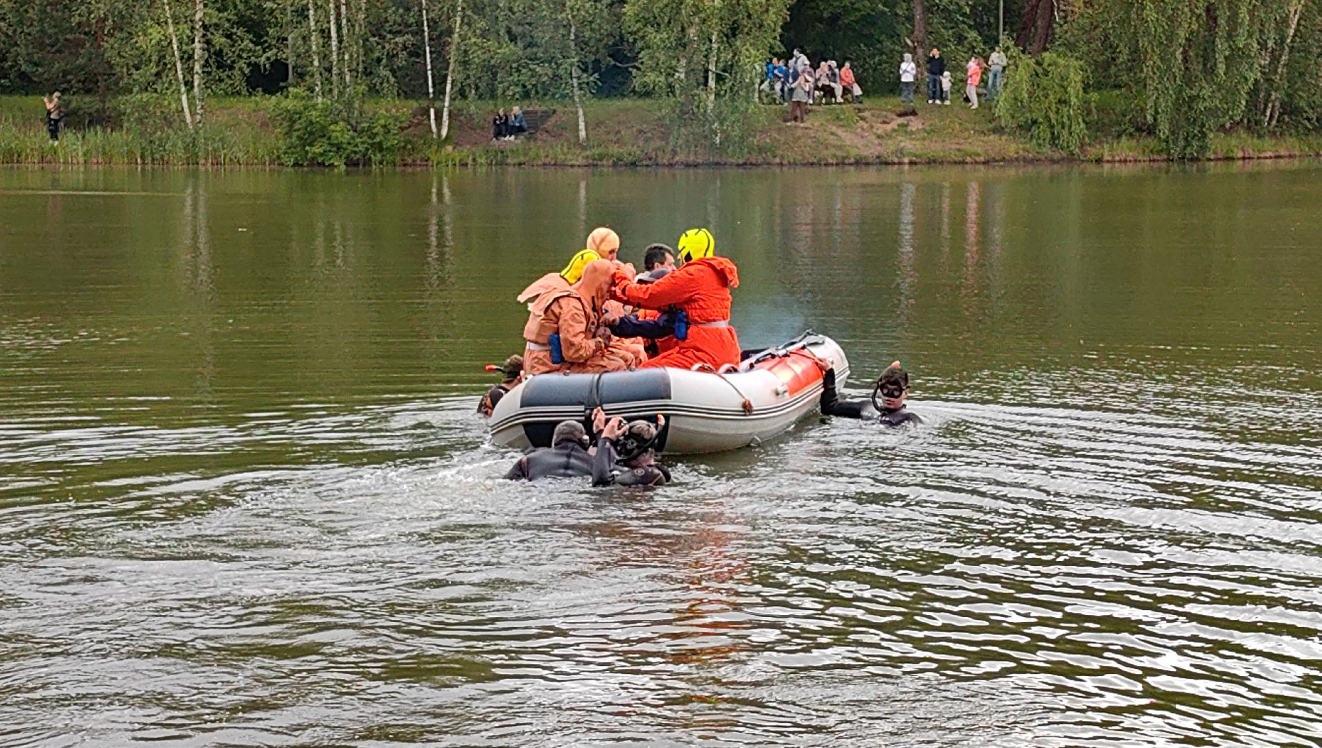 эвакуация,  вертолет, озеро, вода, космонавт, тренировка,