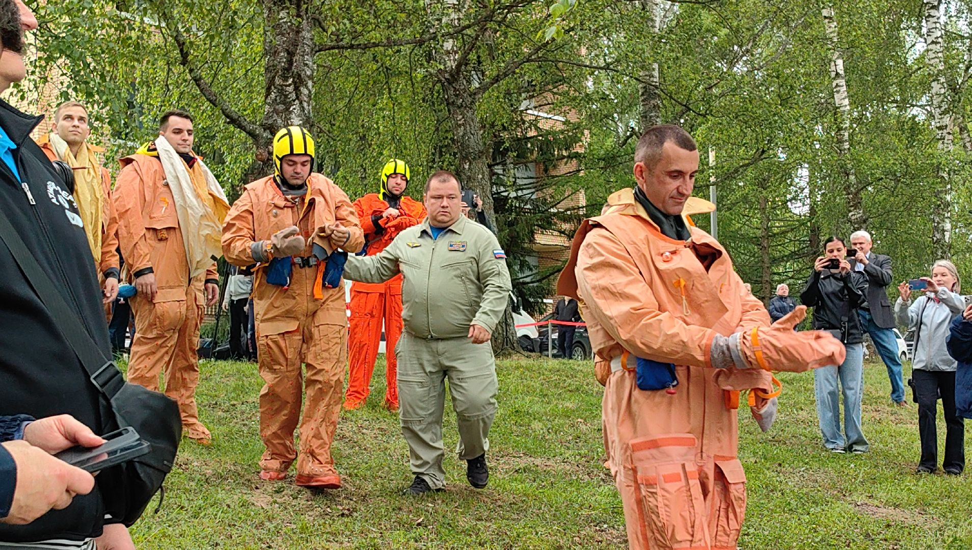 эвакуация,  вертолет, озеро, вода, космонавт, тренировка,