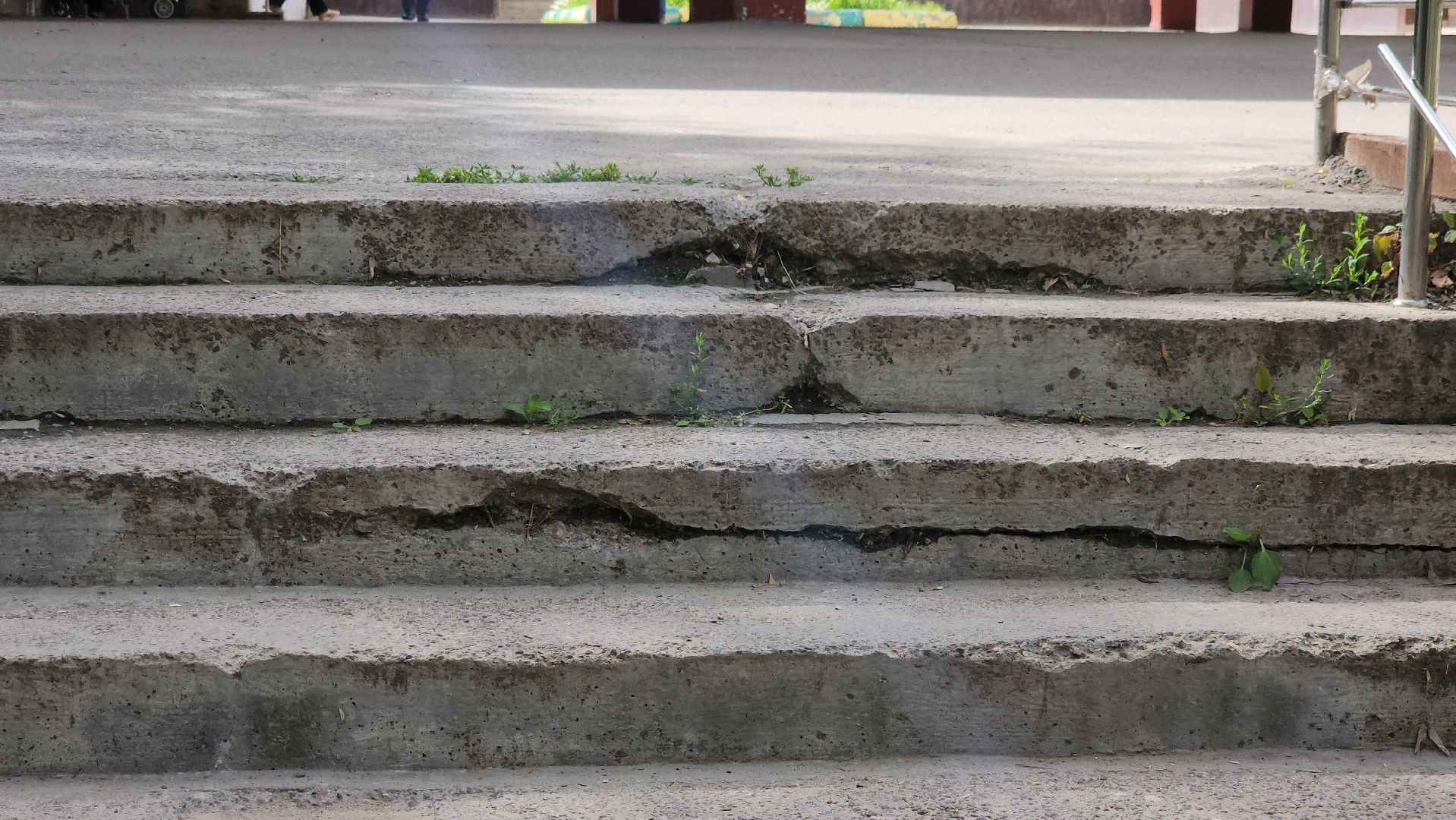 выездная администрация, щёлково, ремонт входной группы, Вопрос жителя,