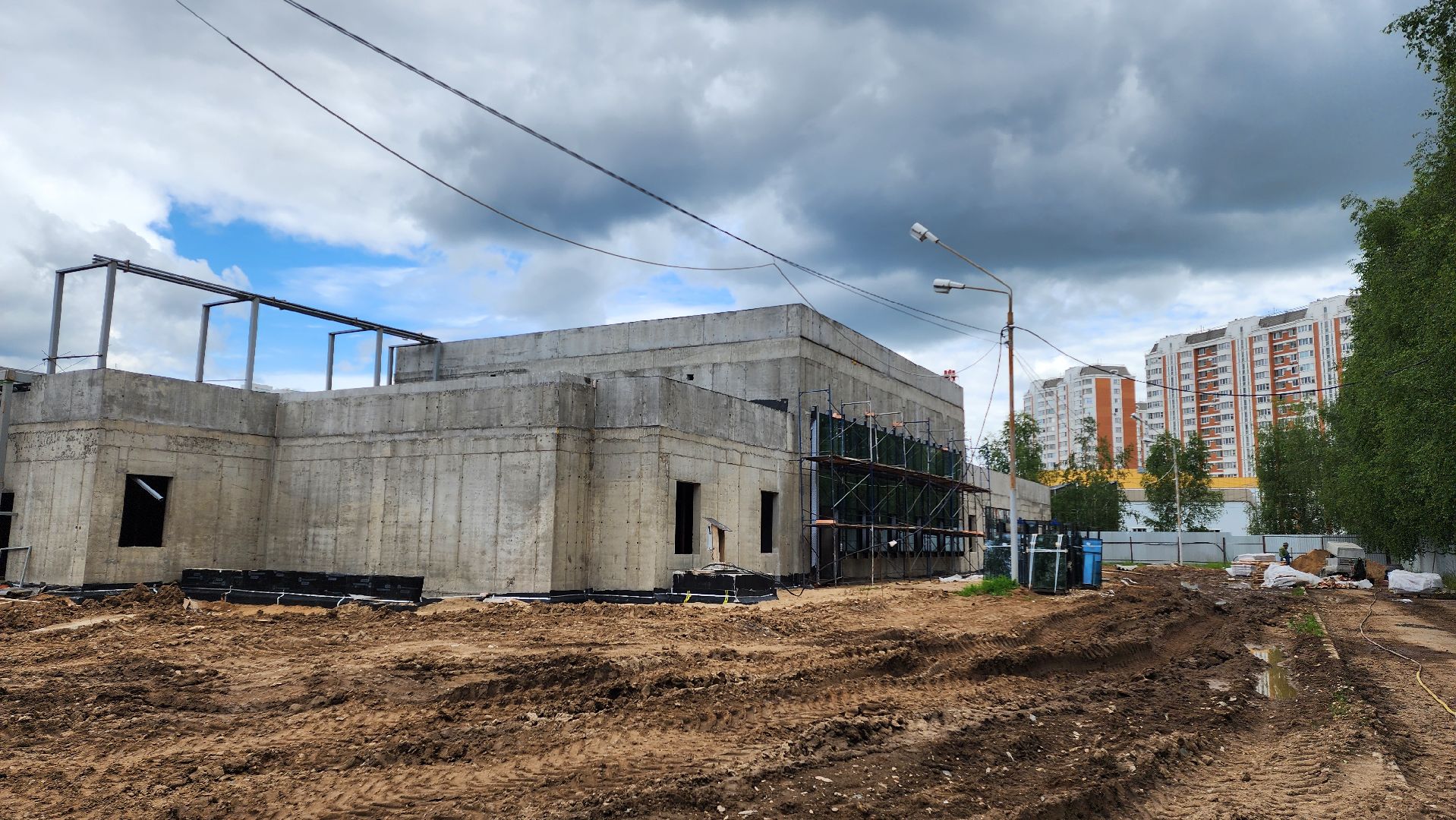 фок с бассейном, Лобня, Остекление ,Черновой пол,