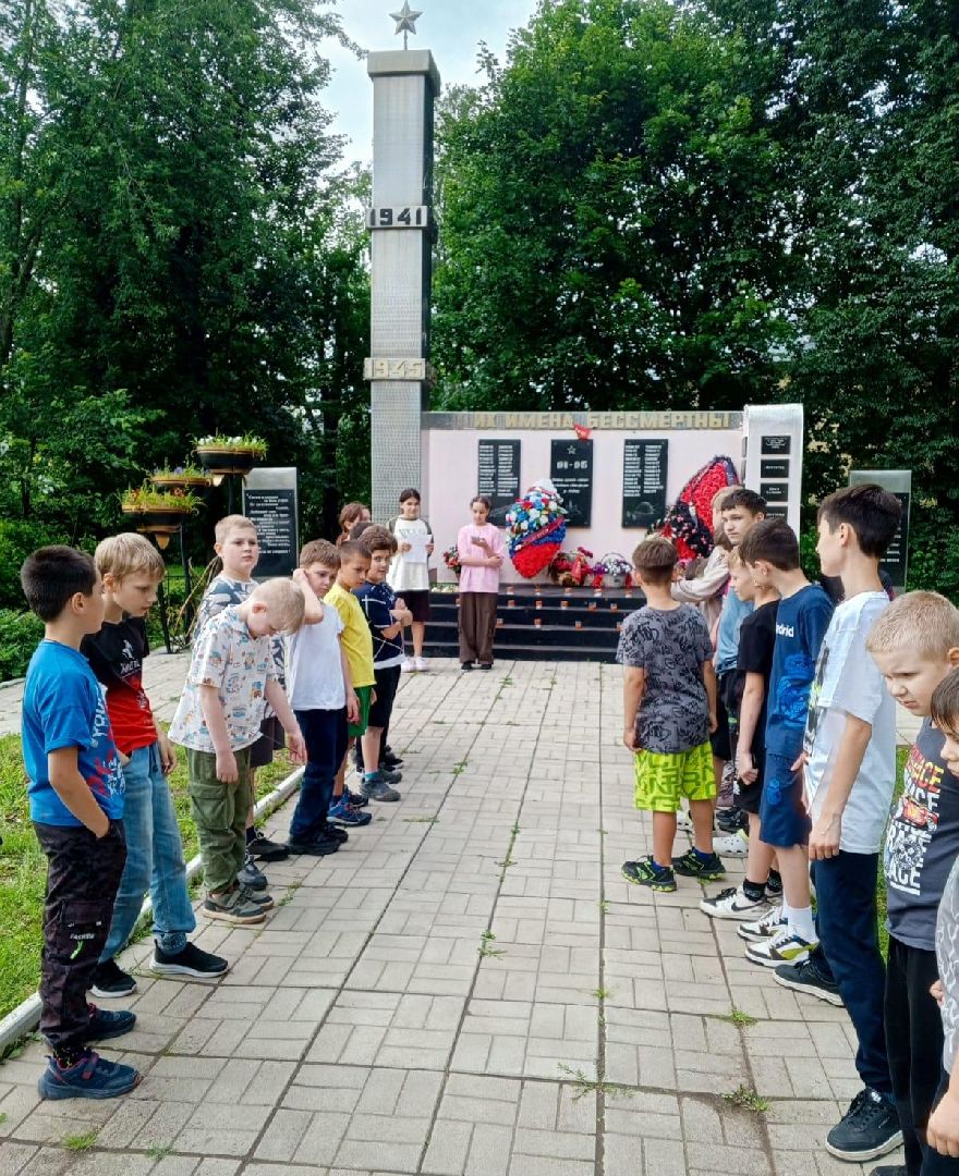 пушкинский округ, поселок, велопробег памяти, дом культуры,дети, велосипедисты,герои вов,дань памяти,памятник вов,минута молчания,вертикалки,