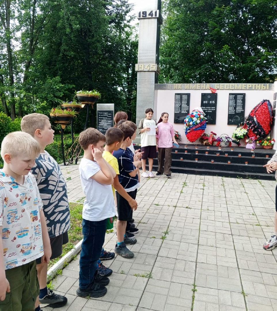 пушкинский округ, поселок, велопробег памяти, дом культуры,дети, велосипедисты,герои вов,дань памяти,памятник вов,минута молчания,вертикалки,