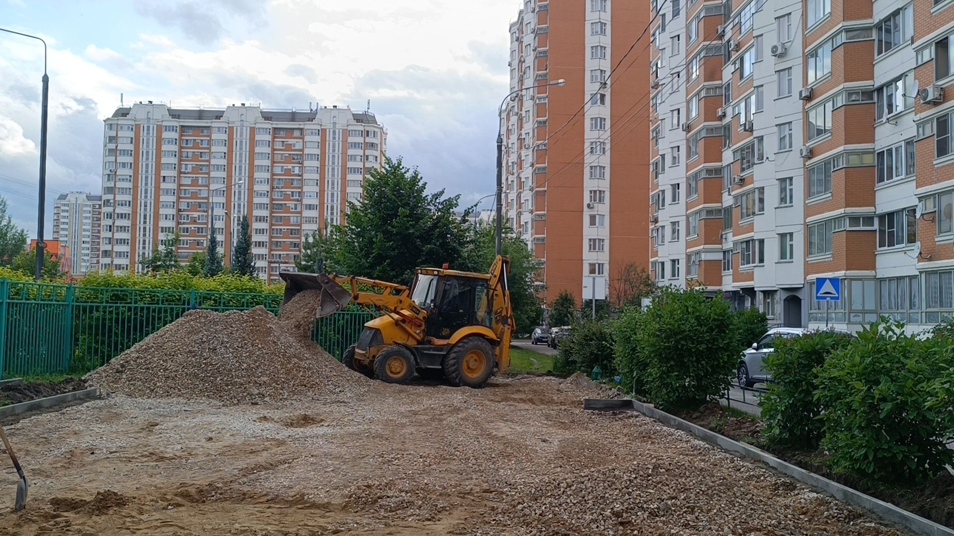 детска игровая площадка, лобня, двор,