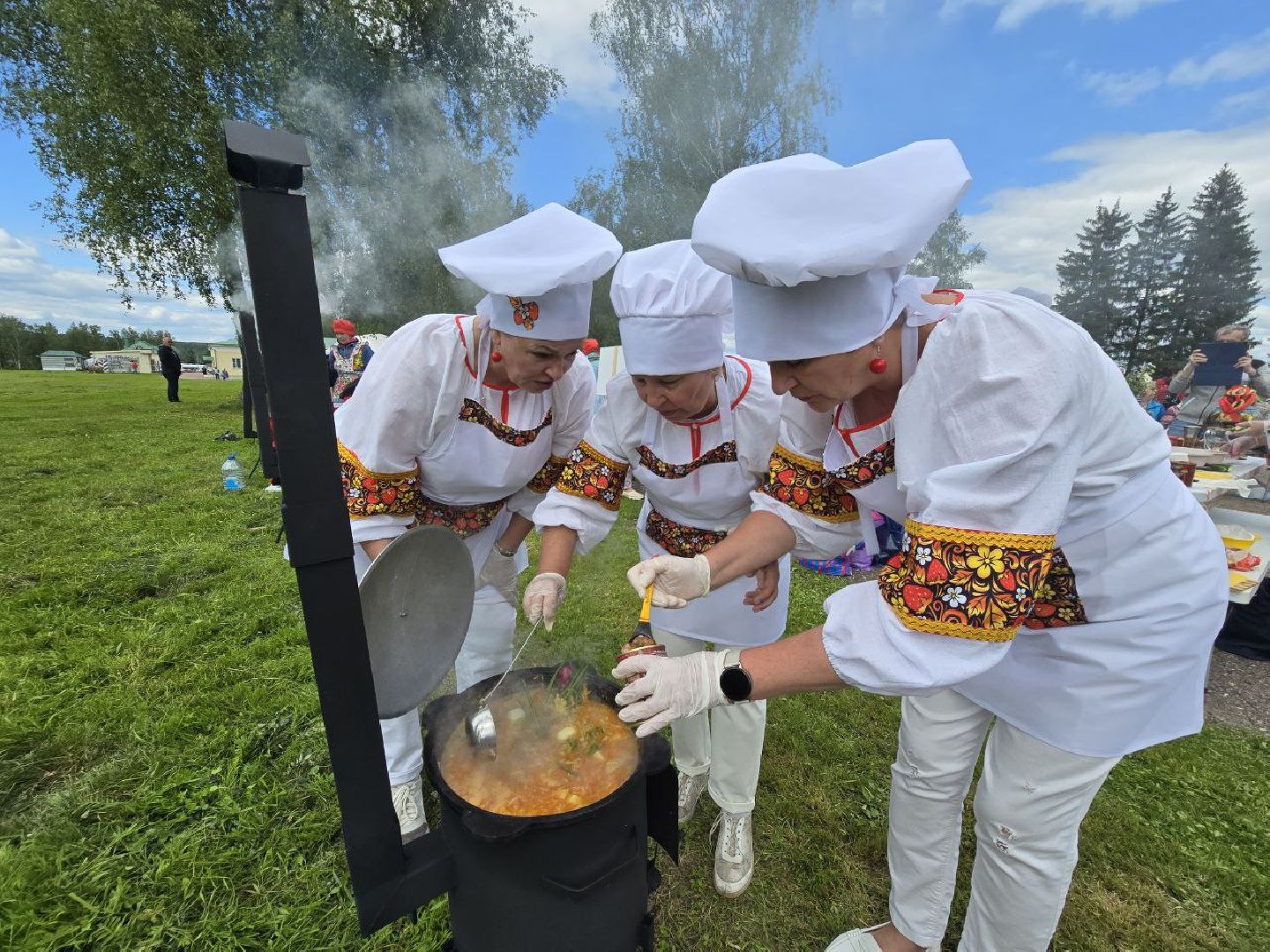 можайск, можайский муниципальный округ, подмосковье, фестиваль, Щи из топора на полях Бородина, активное долголетие , бородино, музей-заповедник бородинское поле, губернаторская программа,