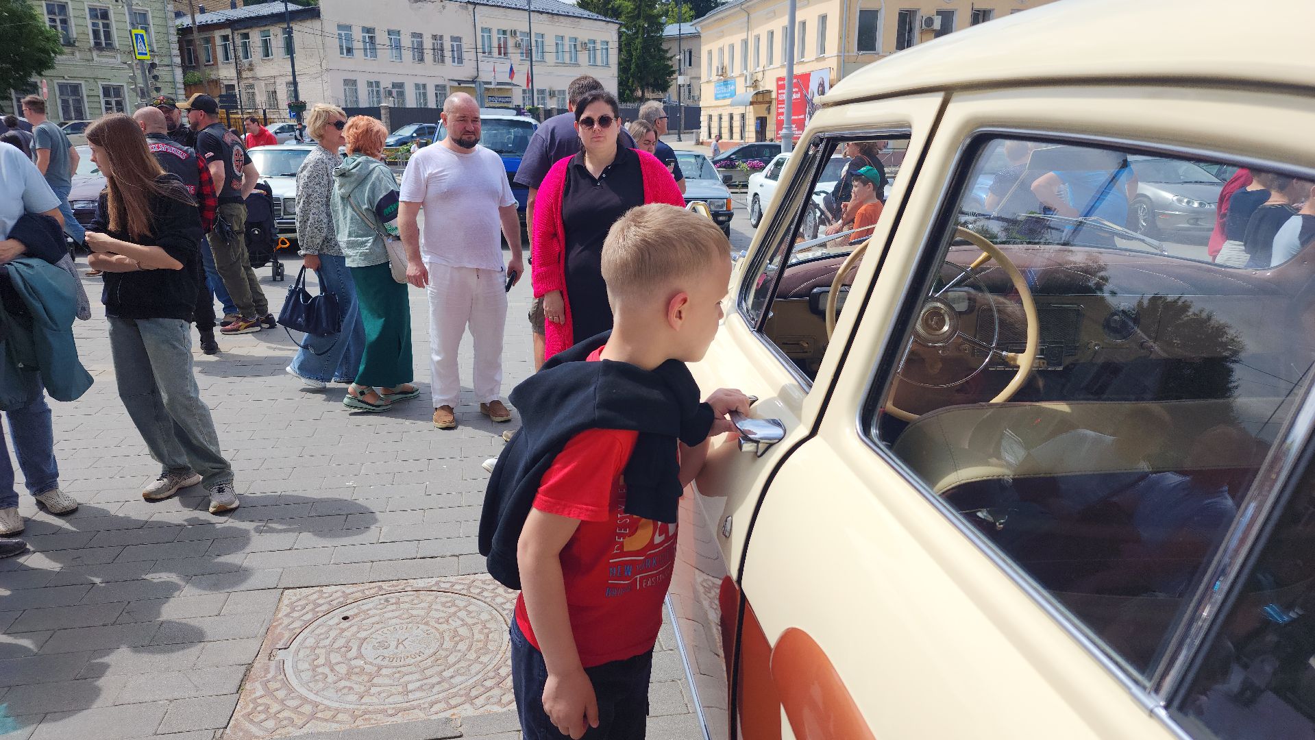 волок мотор фест 2025, волоколамск, ретро-авто, фестиваль,