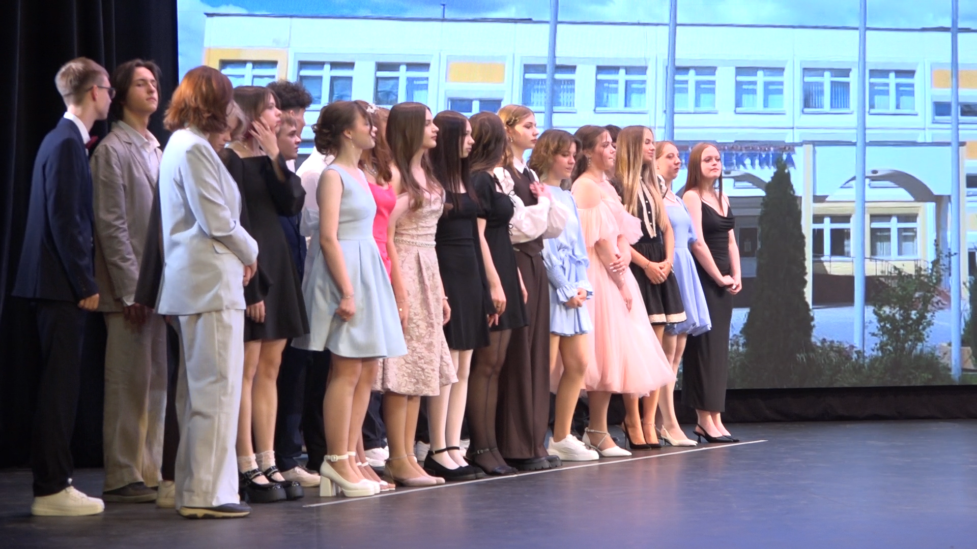 выпускной 9 класс, школа перспектива, власиха перспектива, красный аттестат, выпуск 2025,