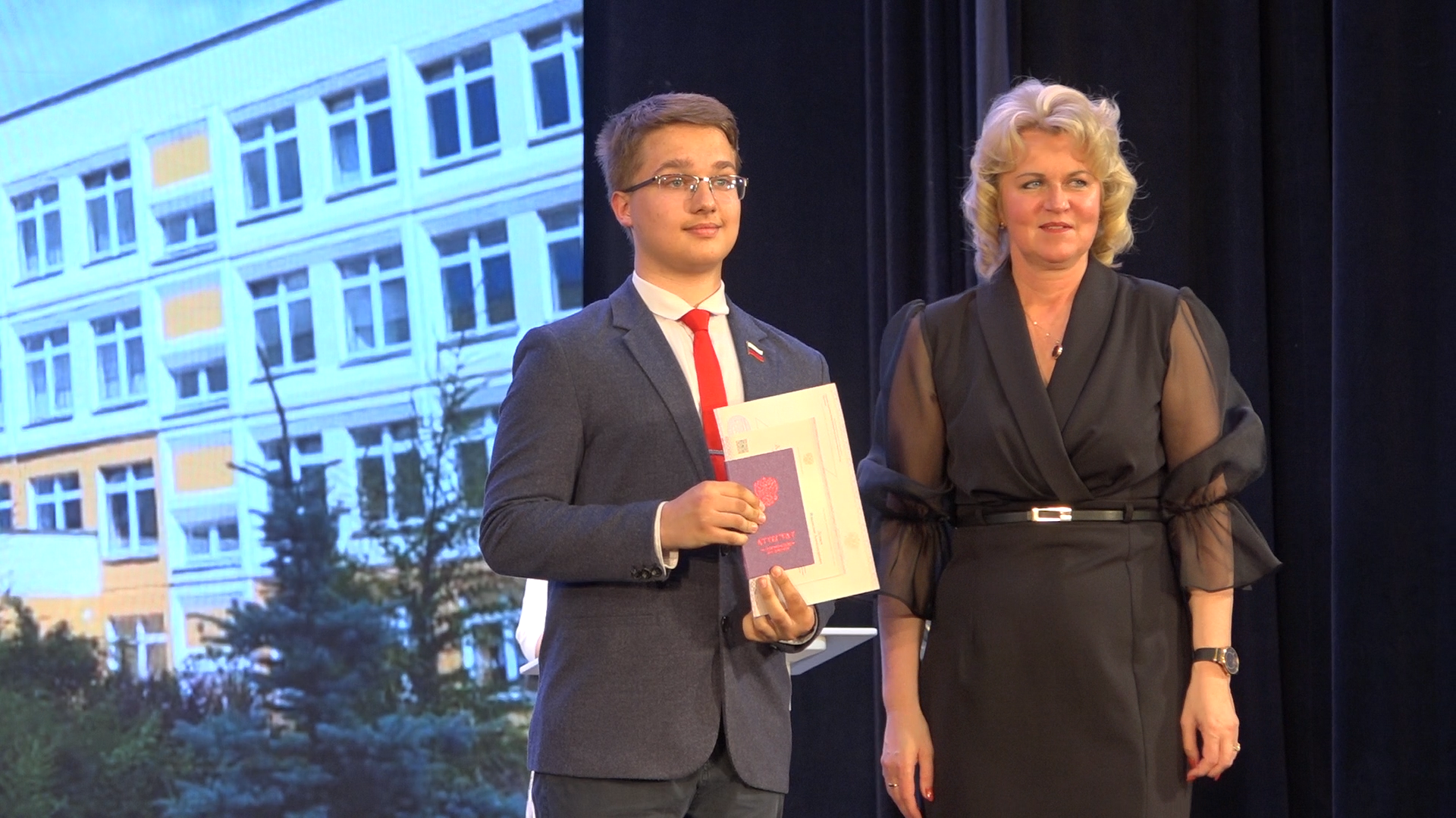 выпускной 9 класс, школа перспектива, власиха перспектива, красный аттестат, выпуск 2025,