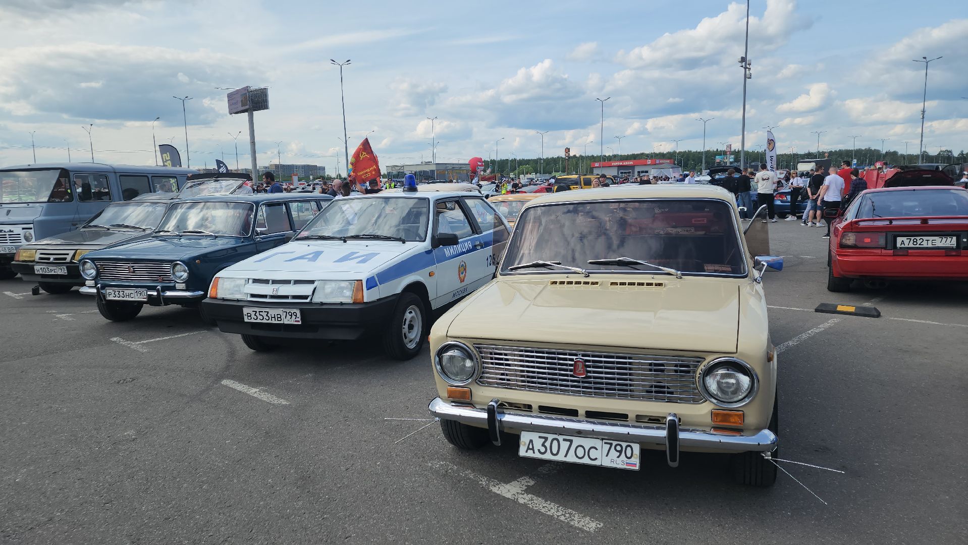 вертикалки, пушкино, ретро машина,ретро-авто,автолюбители,парковка автомобилей,номинация,авто-фестиваль,