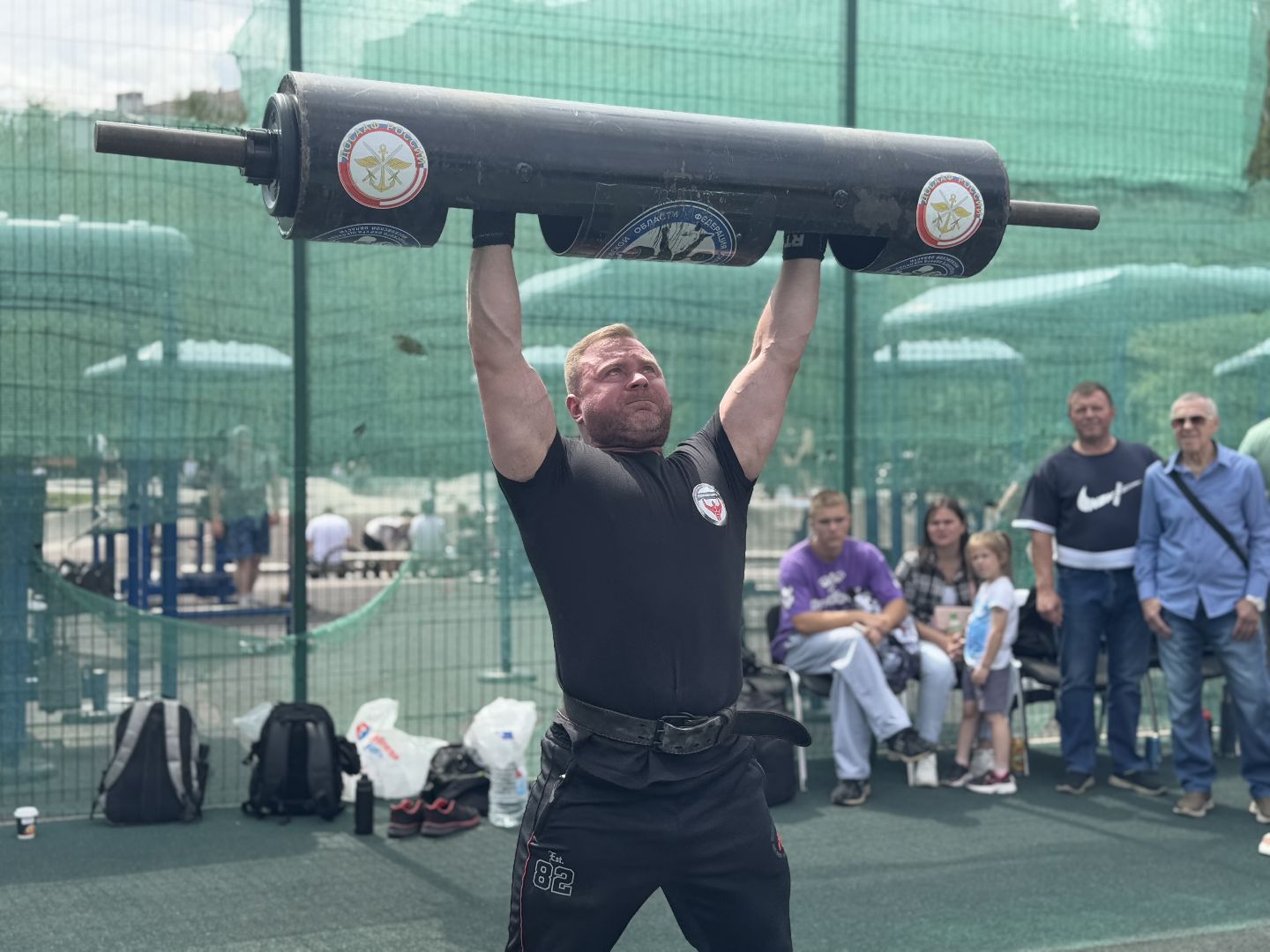 федерация силовых видов спорта Балашиха, турнир по русскому жиму, подъем богатырского бревна, балашиха, день молодежи,