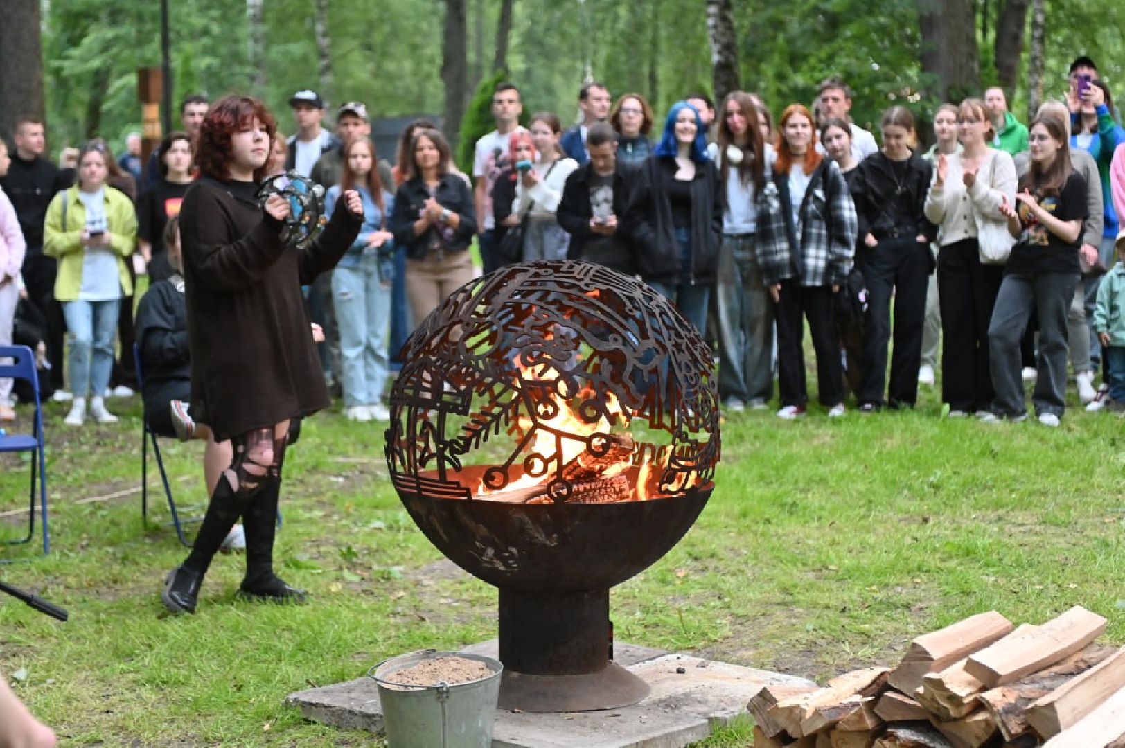 сергиев посад, день молодежи 2025, скитские пруды, танцы, йога, песни под гитару,